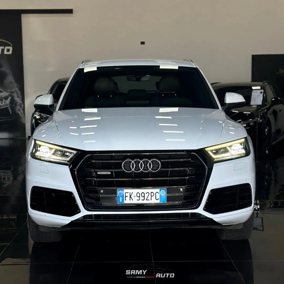 Audi Q5 40 2.0 tdi Business Sport quattro 190cv Bianco - 1