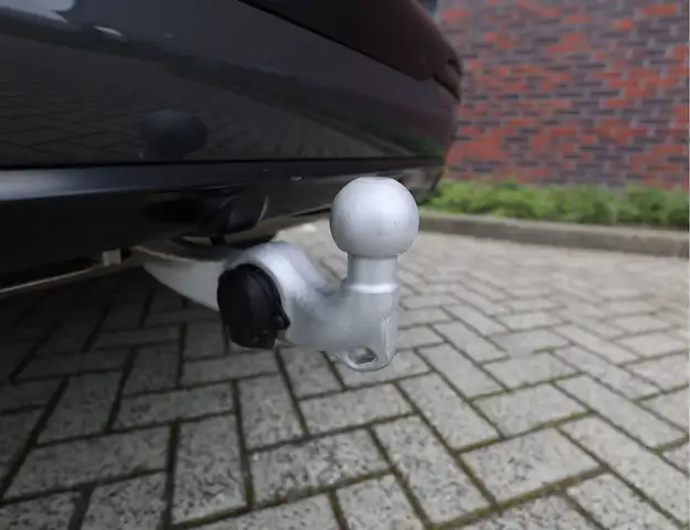 BMW X7 view 21
