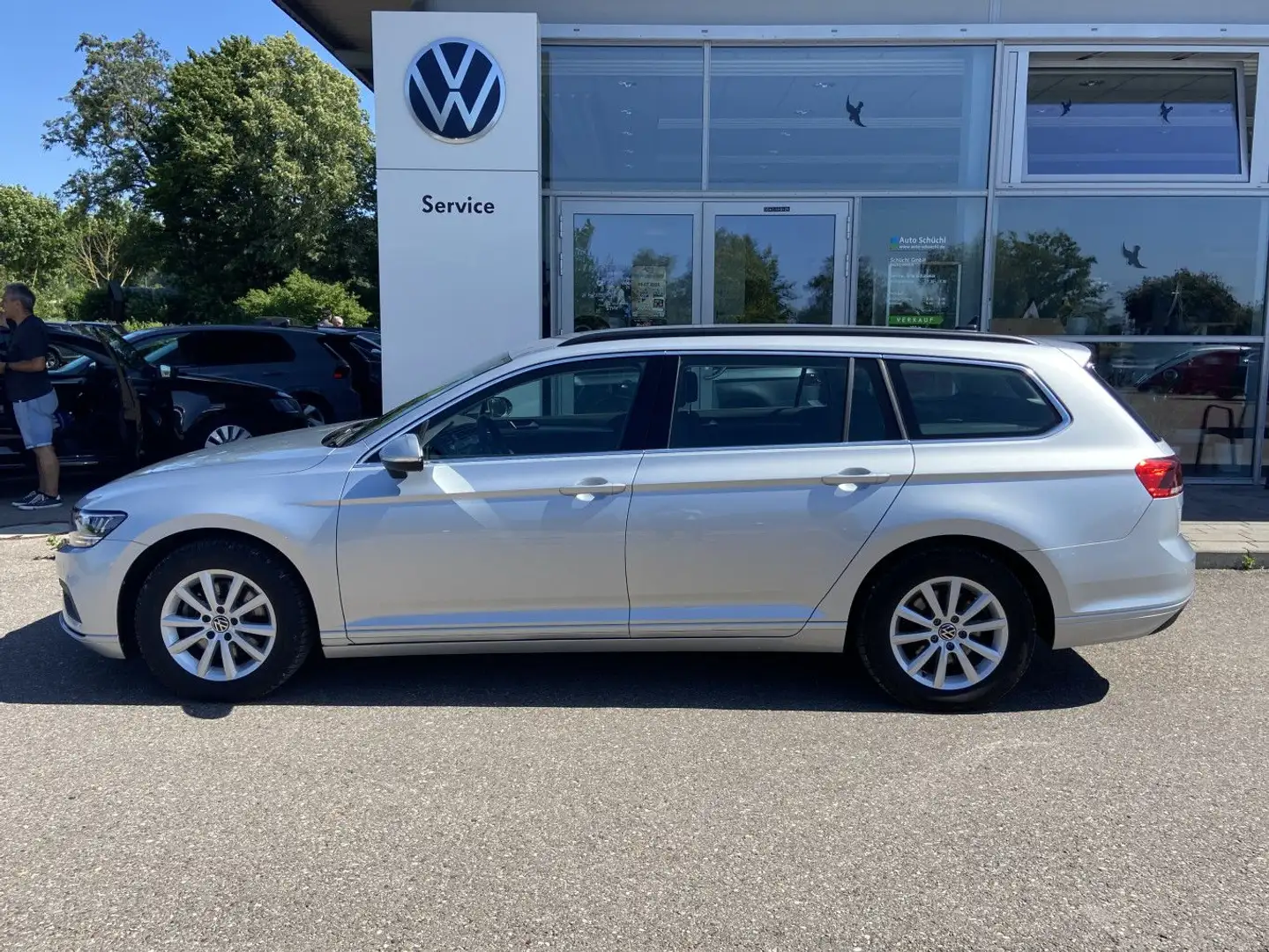 Volkswagen Passat Variant 2.0 TDI DSG Business NAVI+LED+KAM Silber - 2