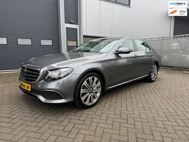 Mercedes-Benz E 450 4Matic Exclusive, Airmatic, Burmester, Multibeam,