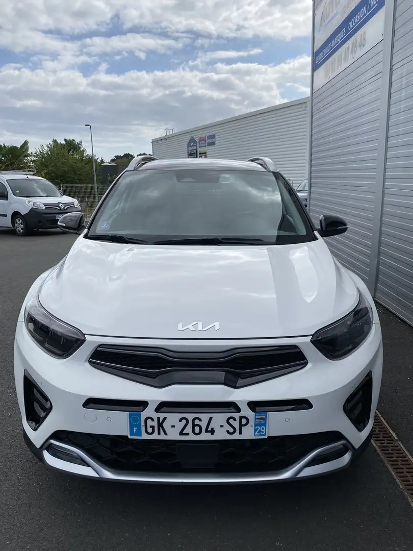 Kia Stonic 1.0 T-GDI 120CV MHEV GT LINE PREMIUM DCT7 Blanc - 2