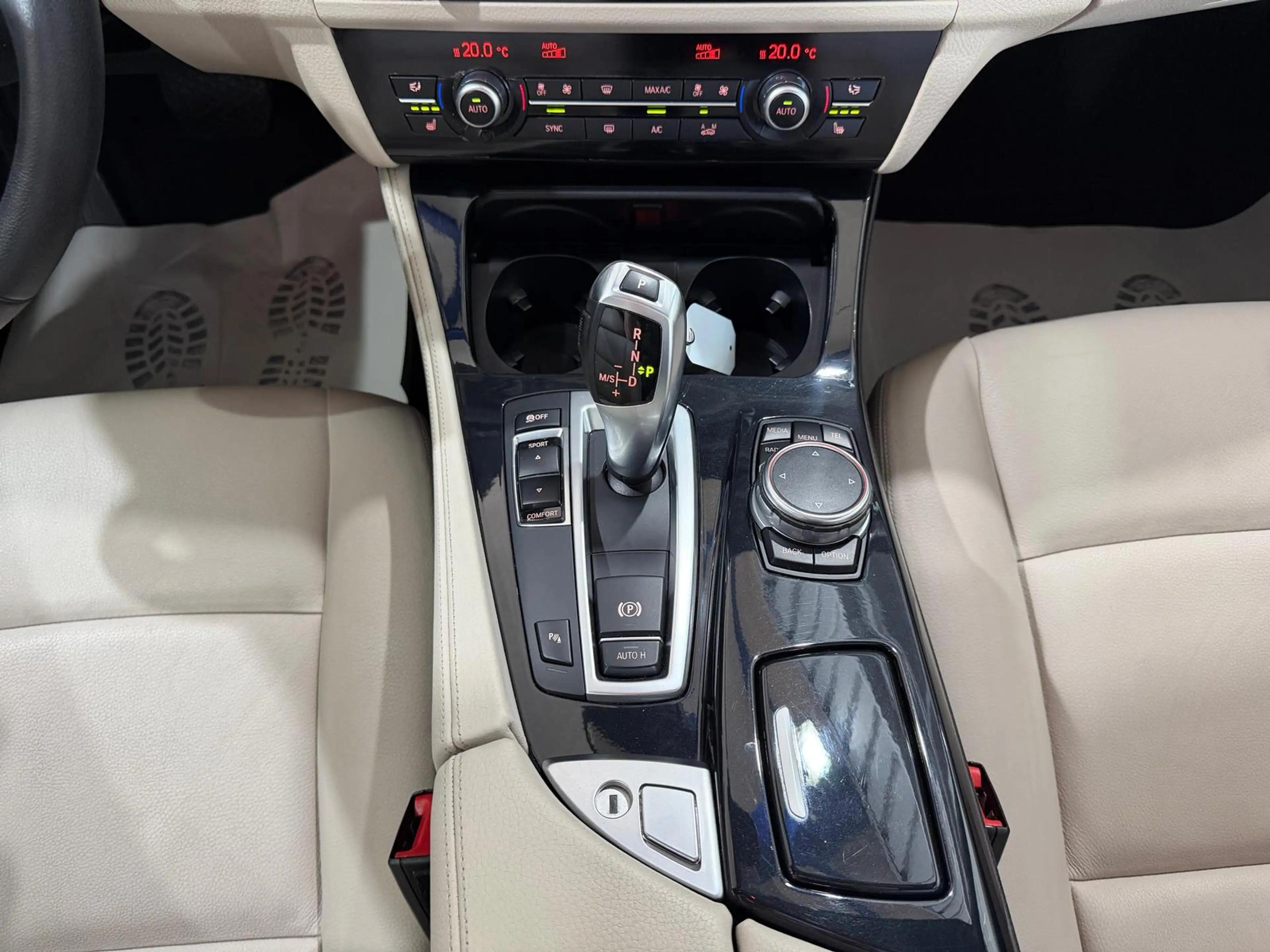 BMW 530 d Steptronic HIFI PANO HUD PDC NAVI TEMP — photo 21
