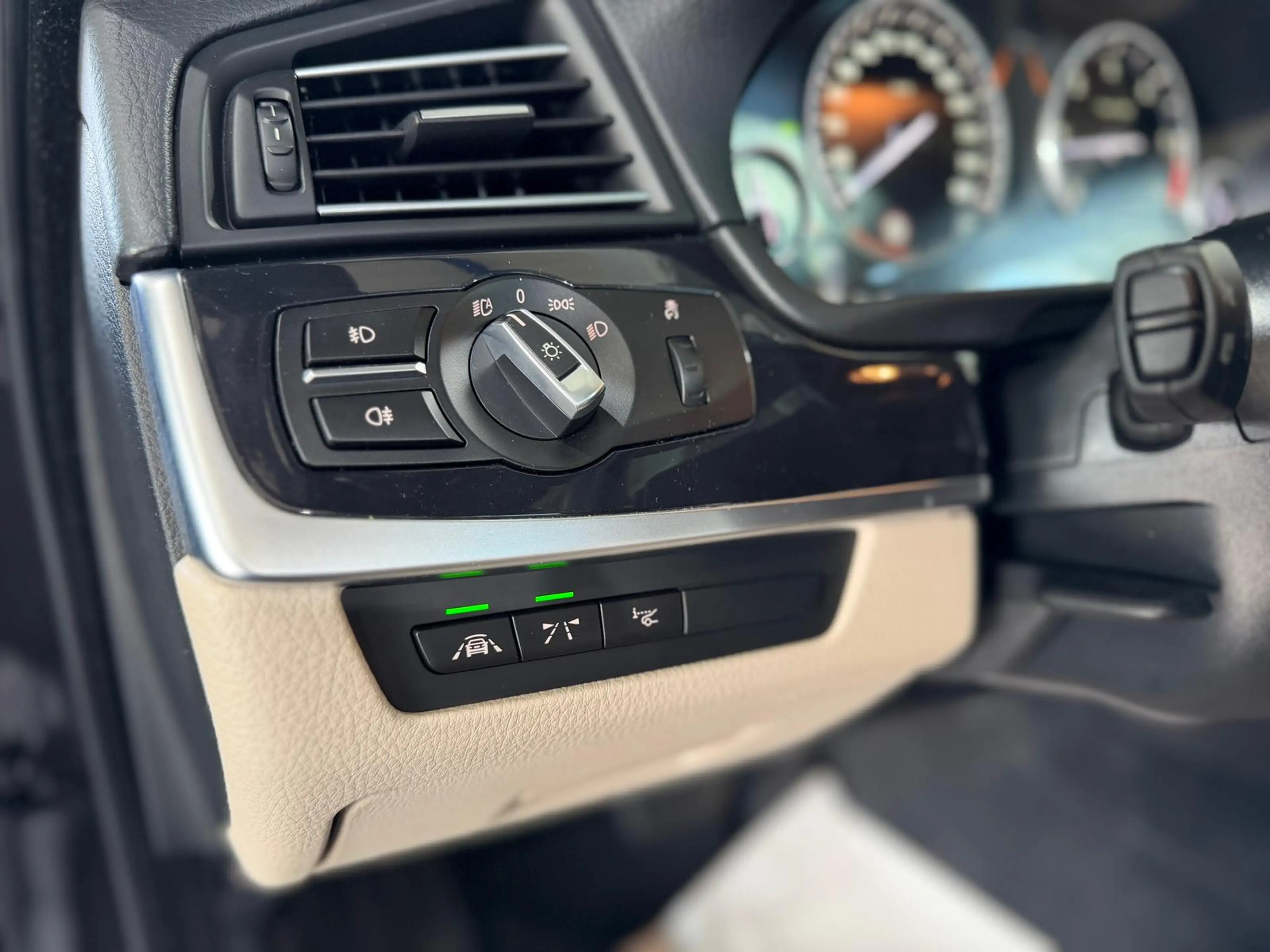BMW 530 d Steptronic HIFI PANO HUD PDC NAVI TEMP — photo 15