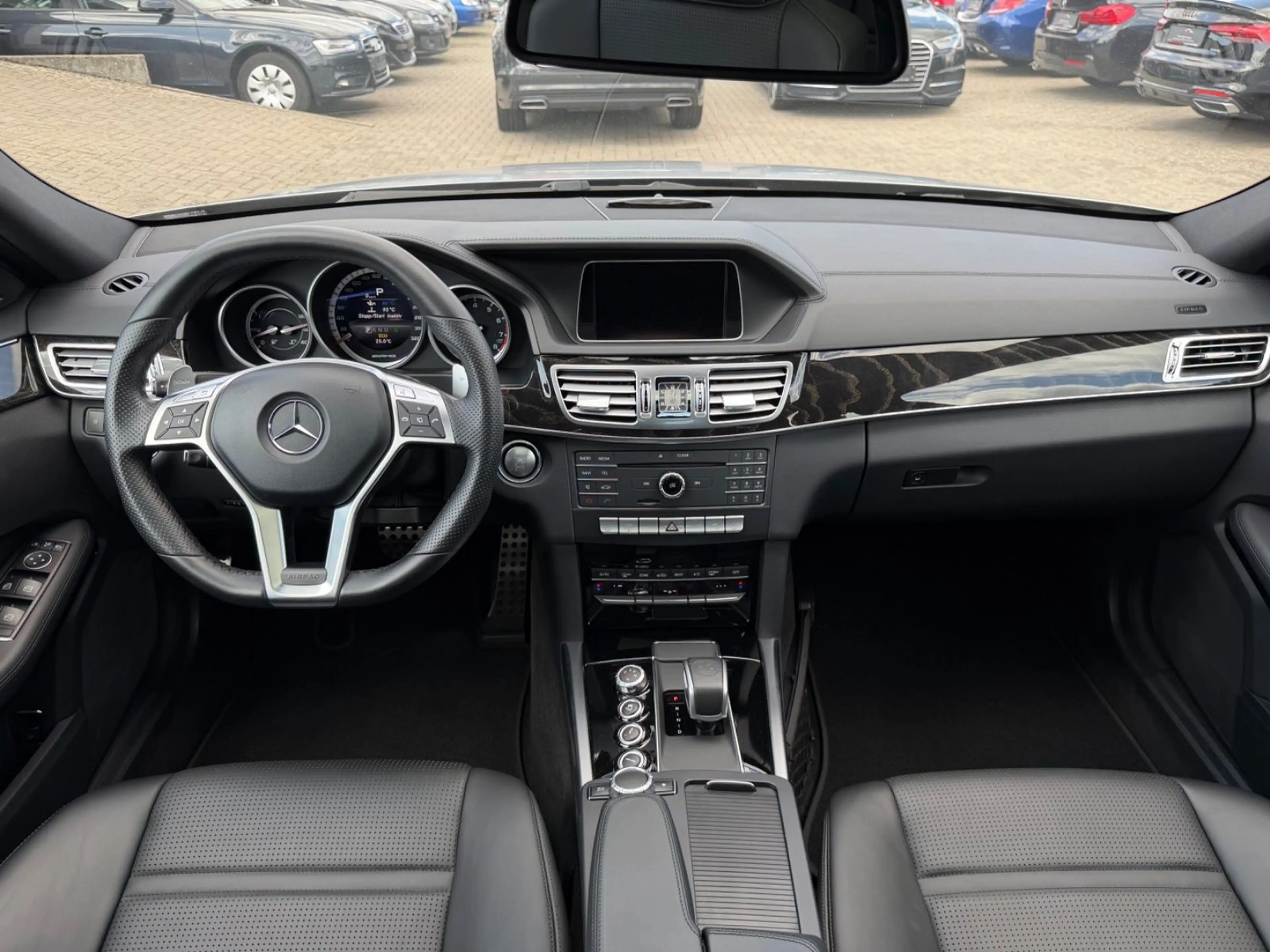Mercedes-Benz E 63 AMG 4Matic *Designo Magno*Pano*HK*Original* — photo 20