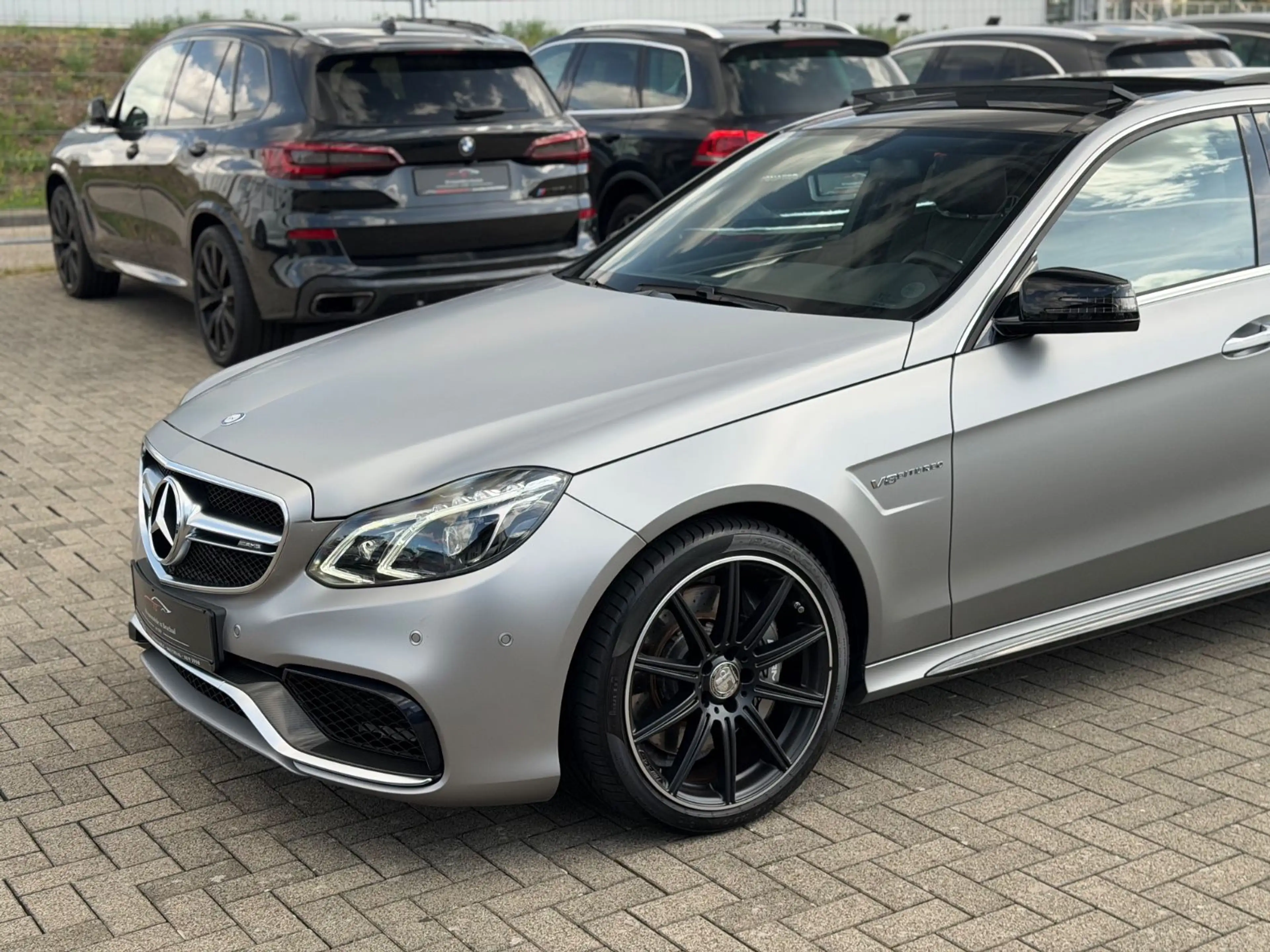Mercedes-Benz E 63 AMG 4Matic *Designo Magno*Pano*HK*Original* — photo 38