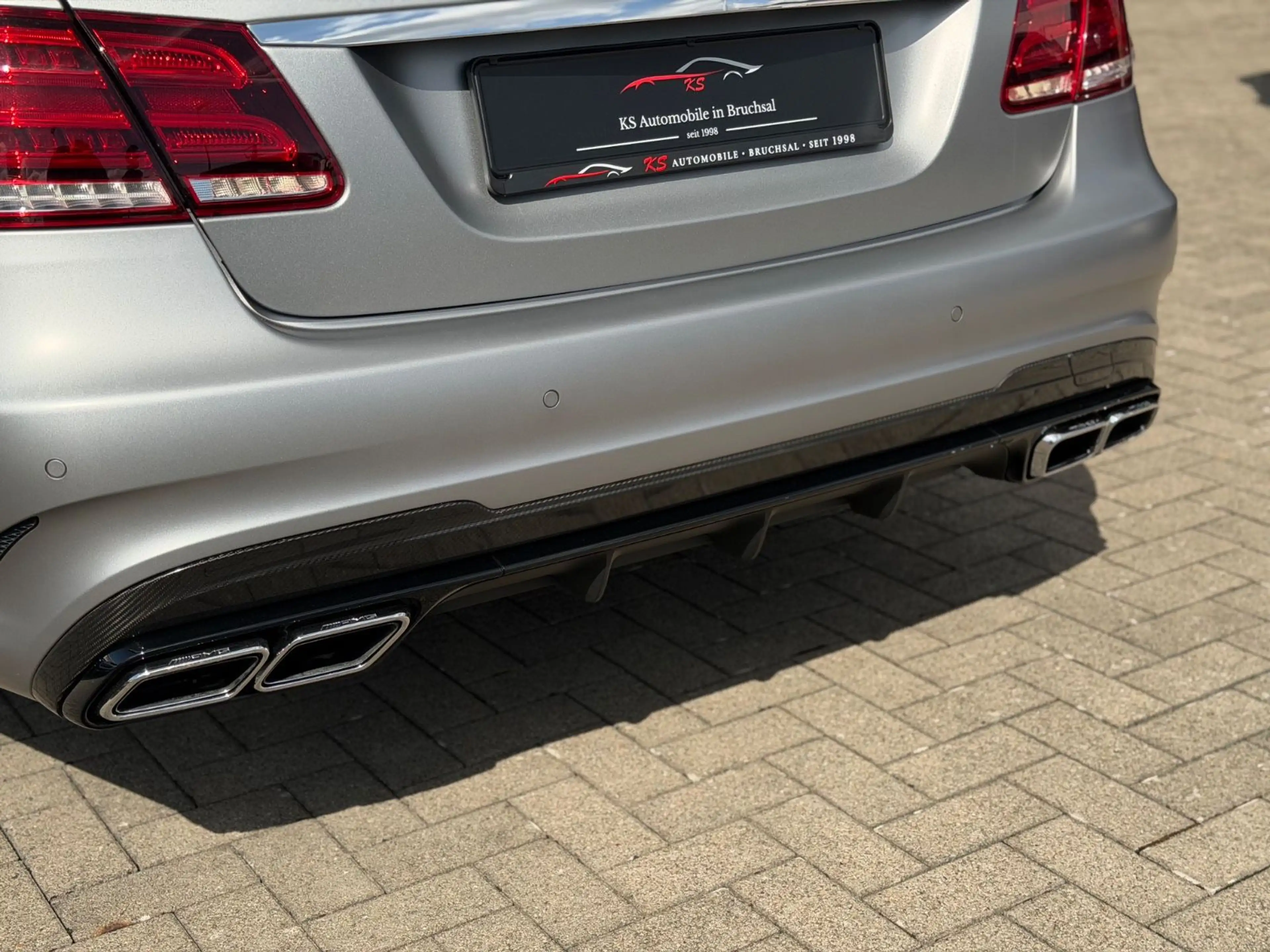 Mercedes-Benz E 63 AMG 4Matic *Designo Magno*Pano*HK*Original* — photo 39