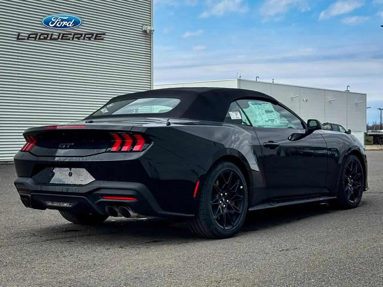 Ford Mustang снимка Ford Mustang