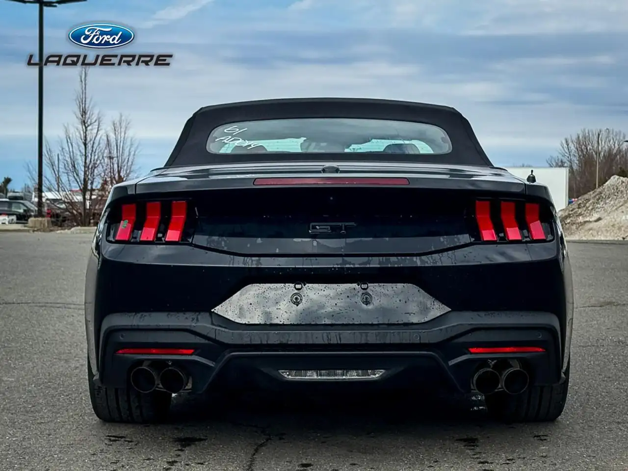 Ford Mustang снимка Ford Mustang