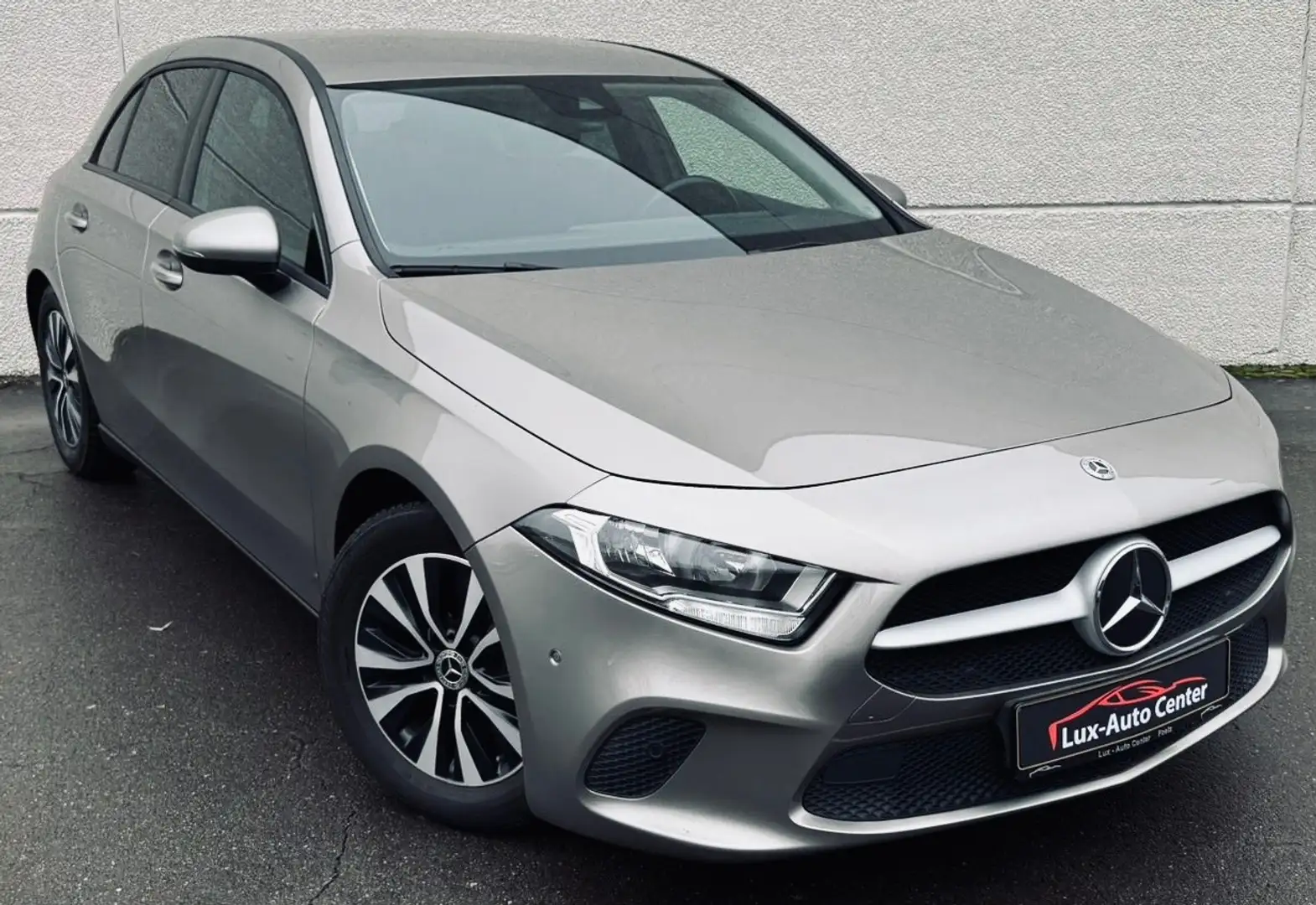 Mercedes-Benz A 180 A 180 d Business Solution 12MOIS De GARANTIE✅ Gris - 1