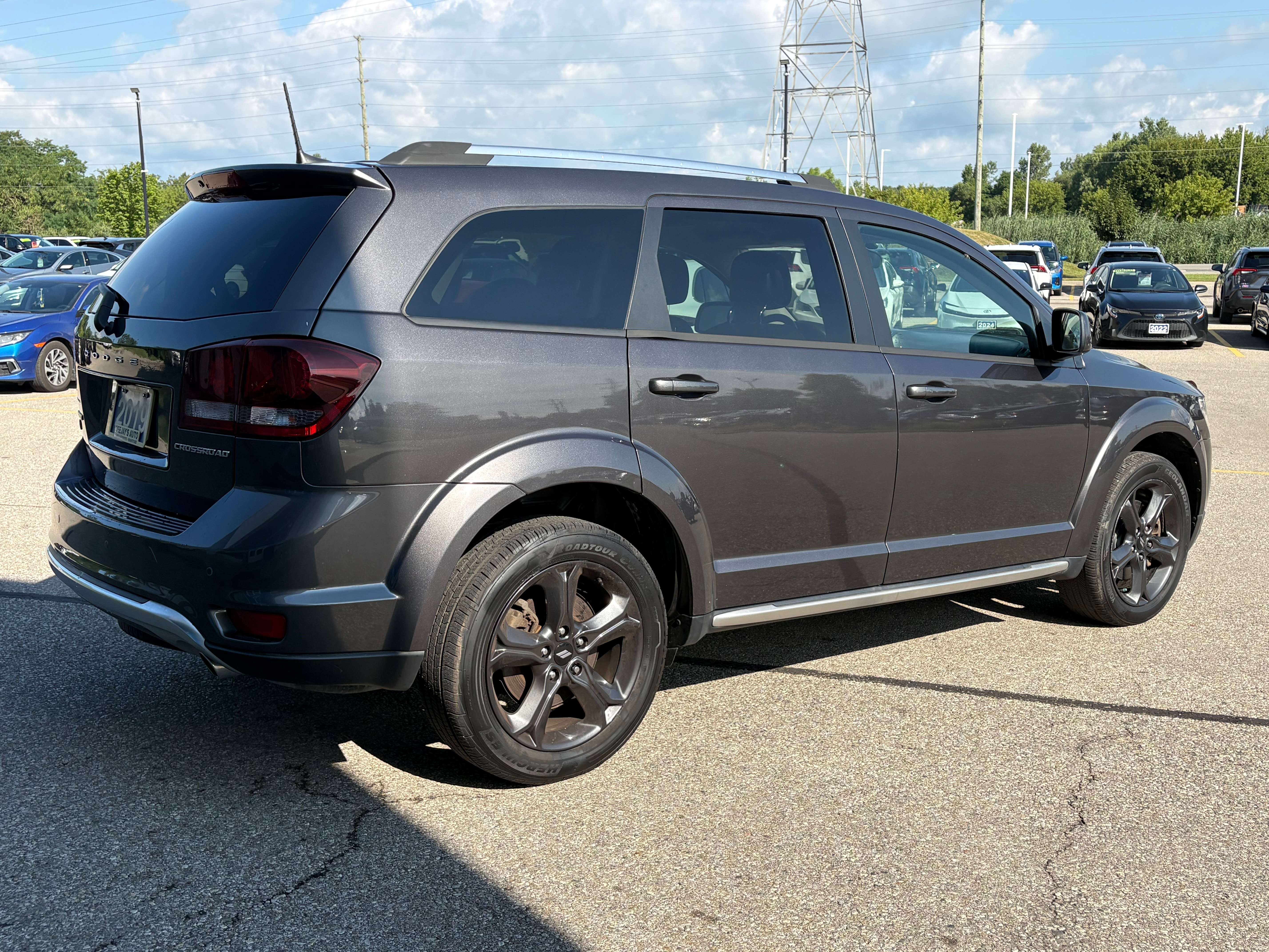 2019 Dodge Journey Crossroad AWD | Leather | NAV | Clean Carfax — снимка 1