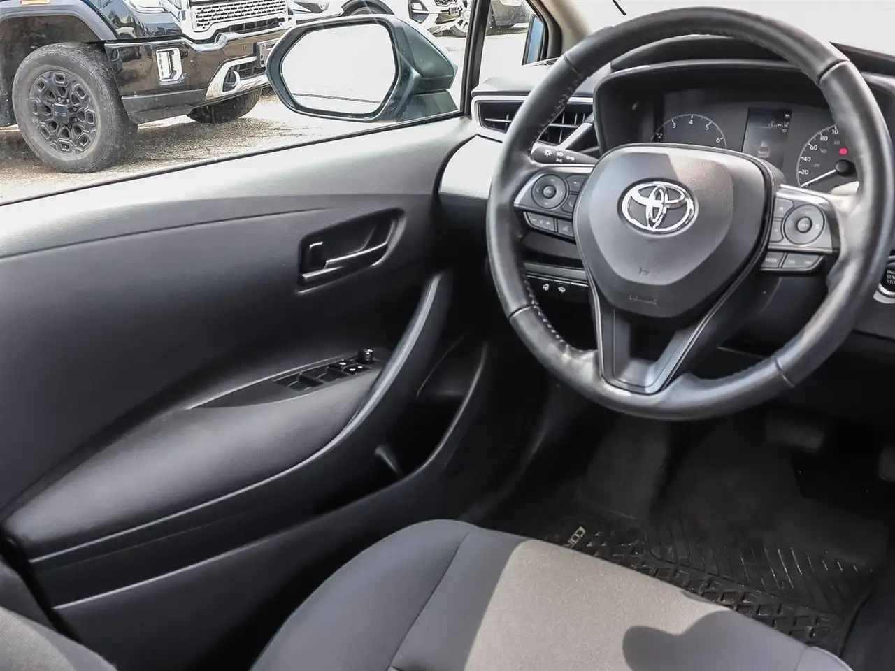 Toyota Corolla снимка Toyota Corolla