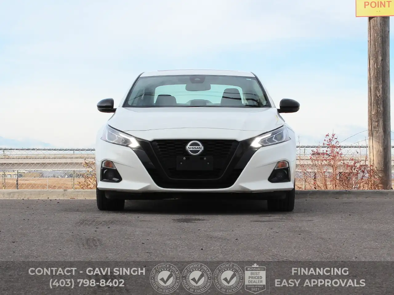 Nissan Altima fotografie Nissan Altima