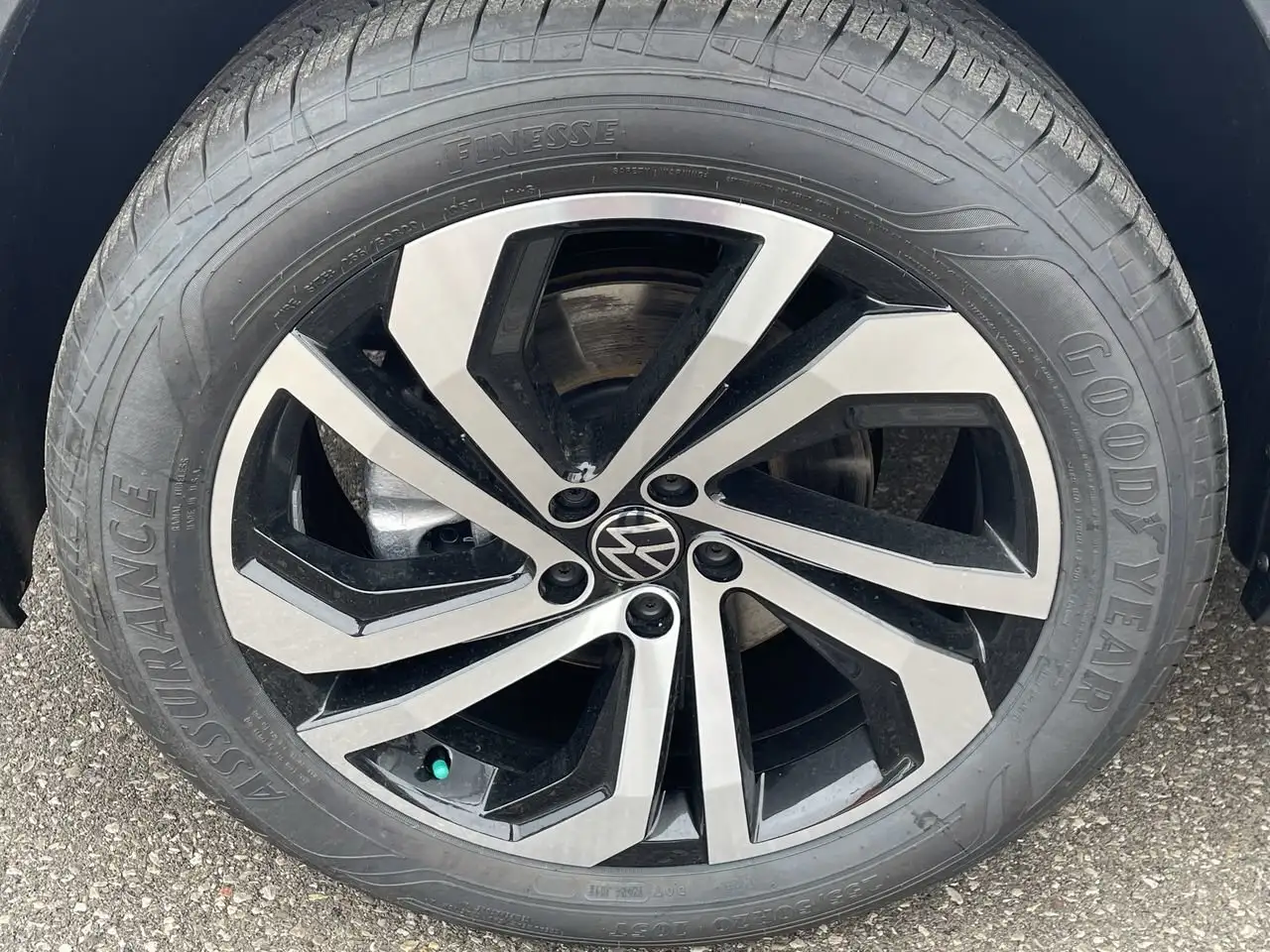 Volkswagen Atlas снимка Volkswagen Atlas