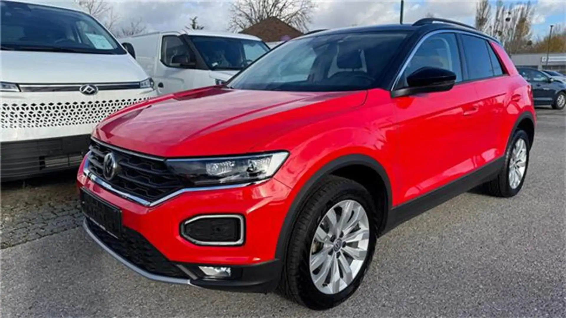Volkswagen T-Roc 1,5 TSI ACT Design DSG Rot - 1