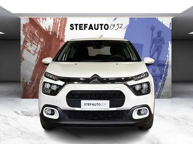 Citroen C3 view 2