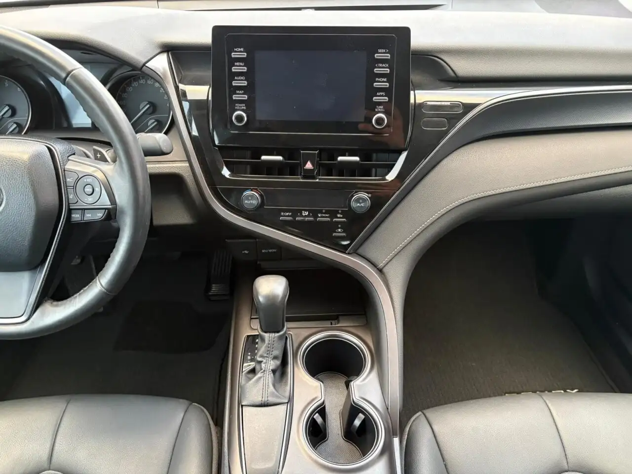 Toyota Camry снимка Toyota Camry