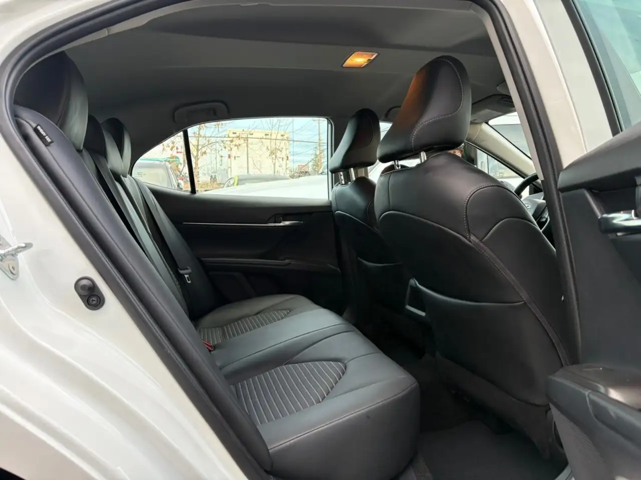 Toyota Camry снимка Toyota Camry