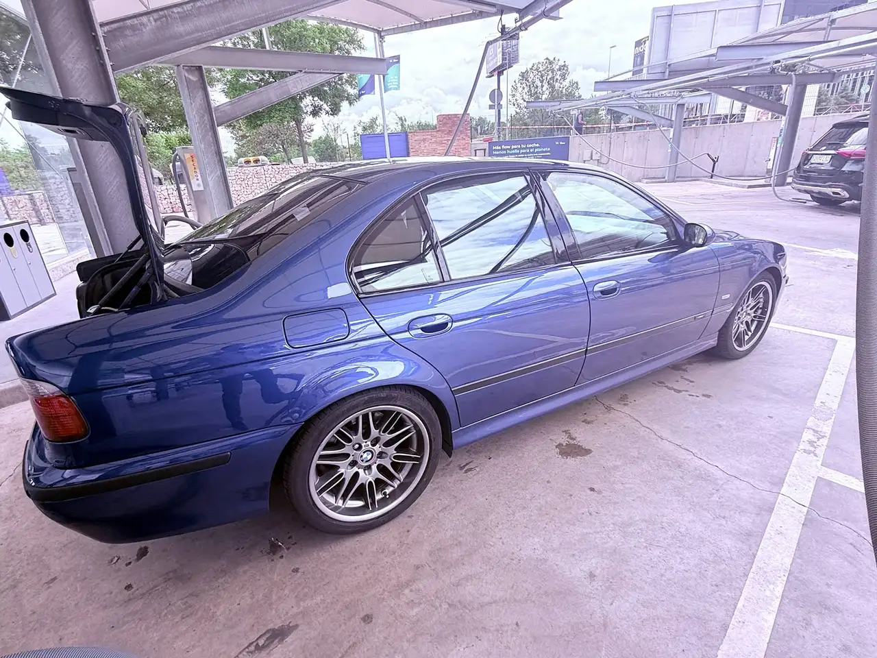 BMW M5, foto 8