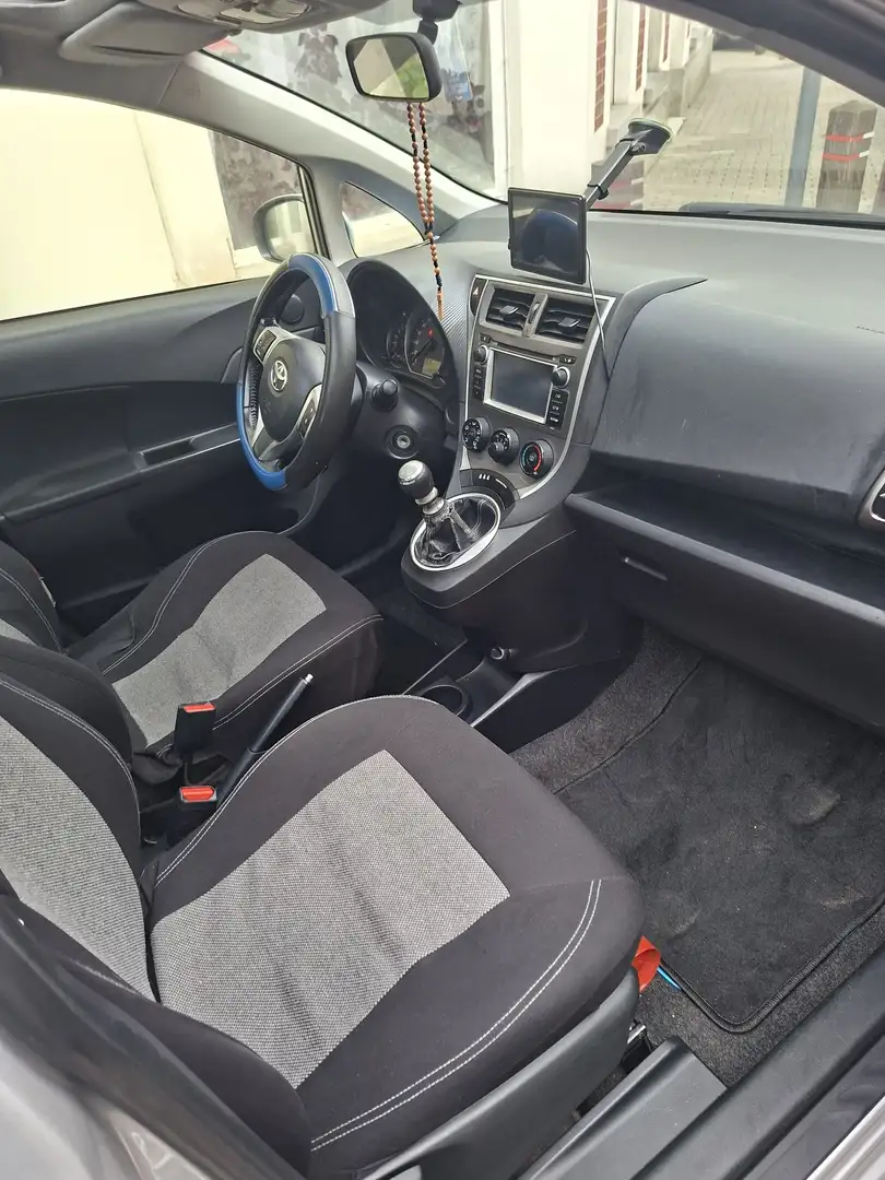 Toyota Verso-S Verso S 1.33 VVT-i Comfort - 2