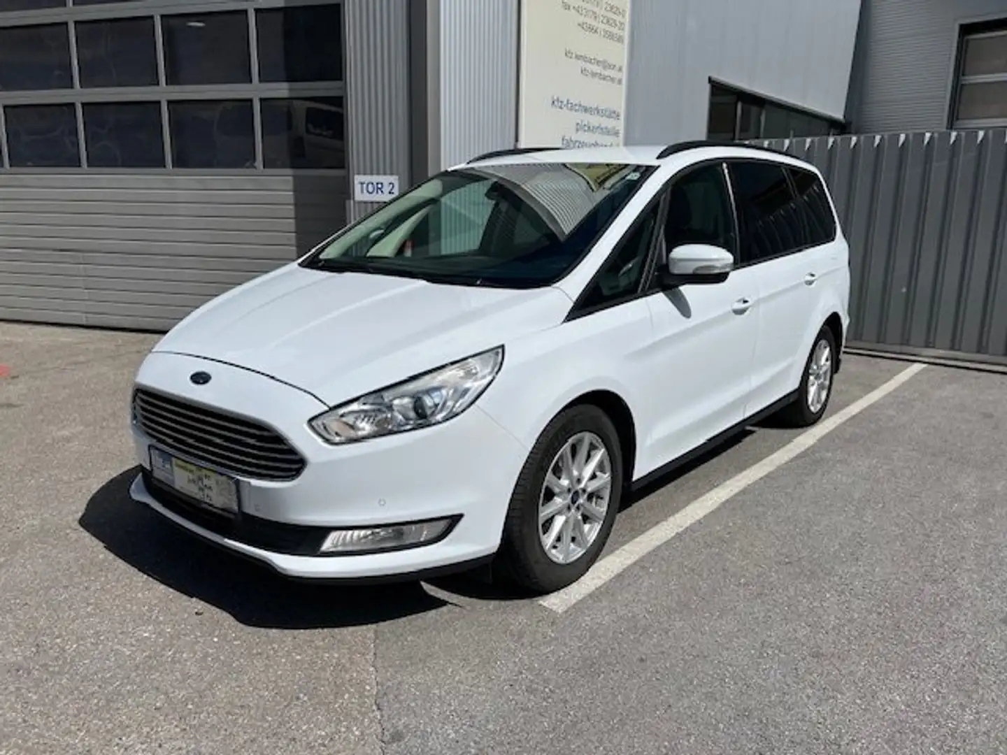 Ford Galaxy Business Blanc - 1