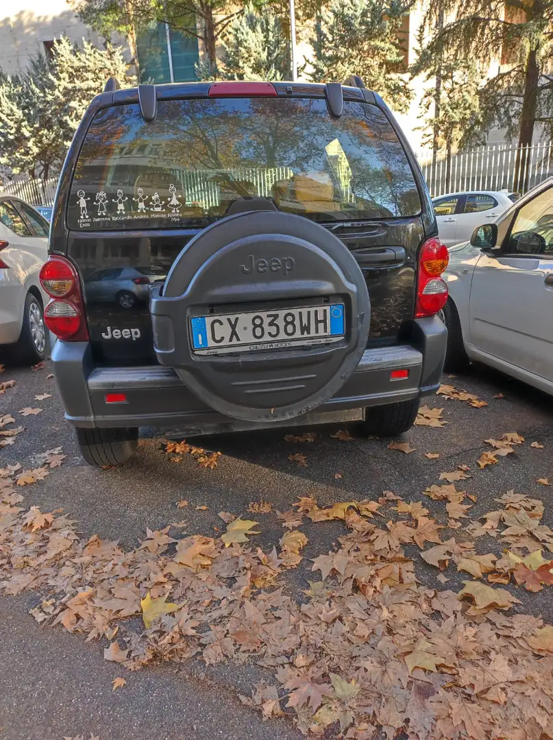 Jeep Cherokee Cherokee III 2002 2.8 crd Sport 65th FL - 2