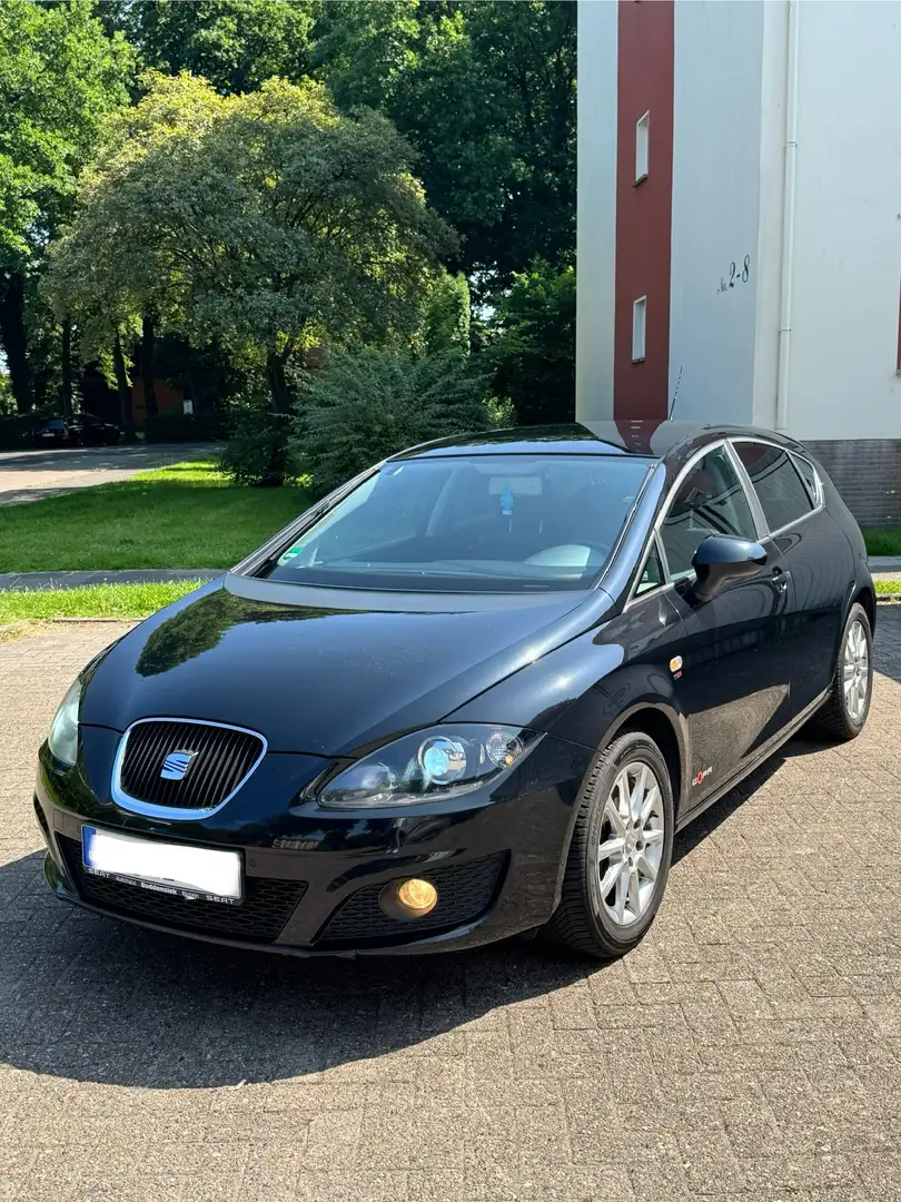 SEAT Leon 2.0 TDI DPF Style Copa - 1