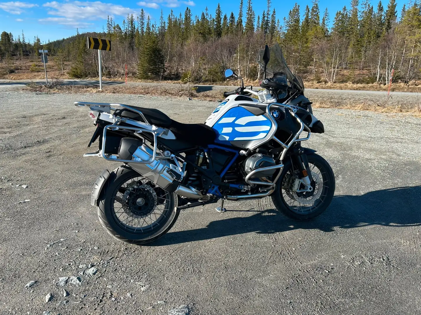 BMW R 1200 GS Adventure Modrá - 2