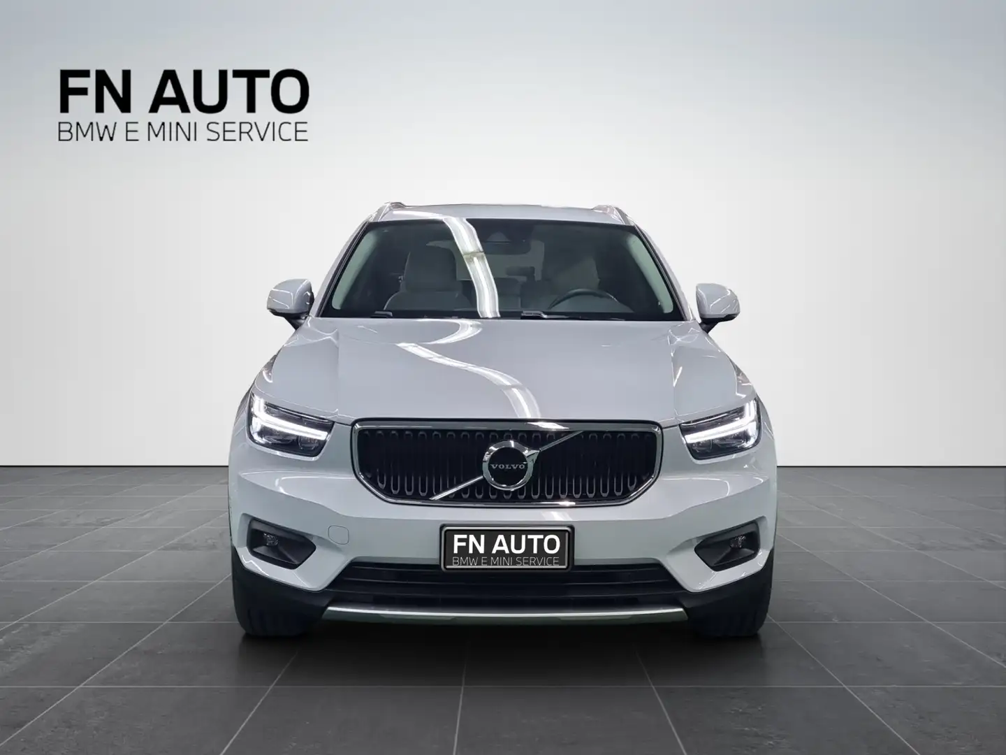 Volvo XC40 XC40 D3 Business Plus Argent - 2