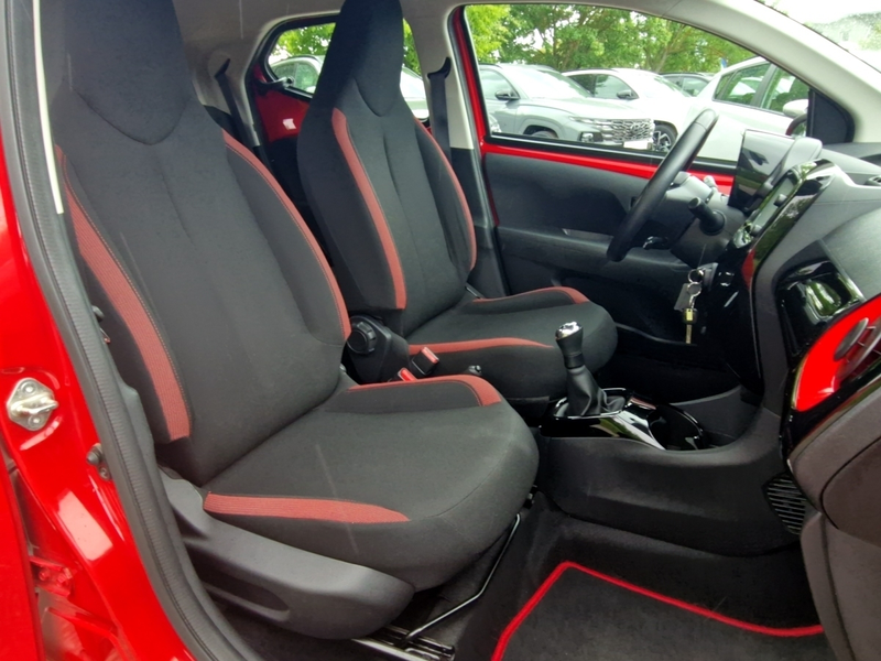 Toyota Aygo 1.0 x-cite Style Selection (69PS) — photo 11