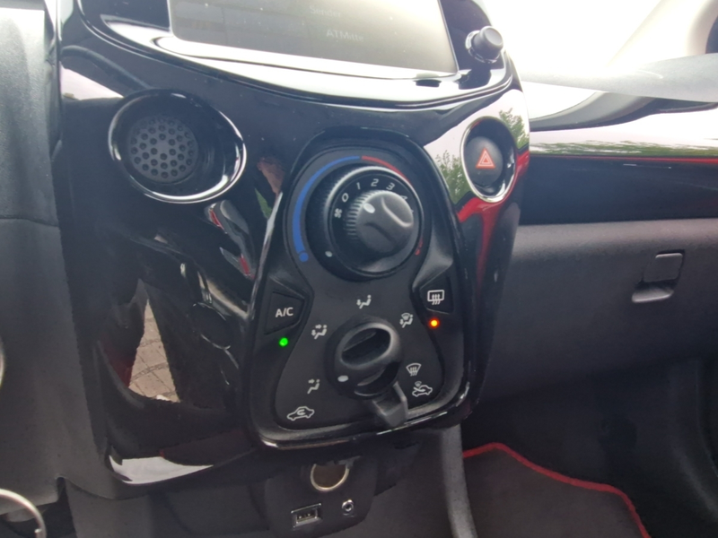 Toyota Aygo 1.0 x-cite Style Selection (69PS) — photo 14