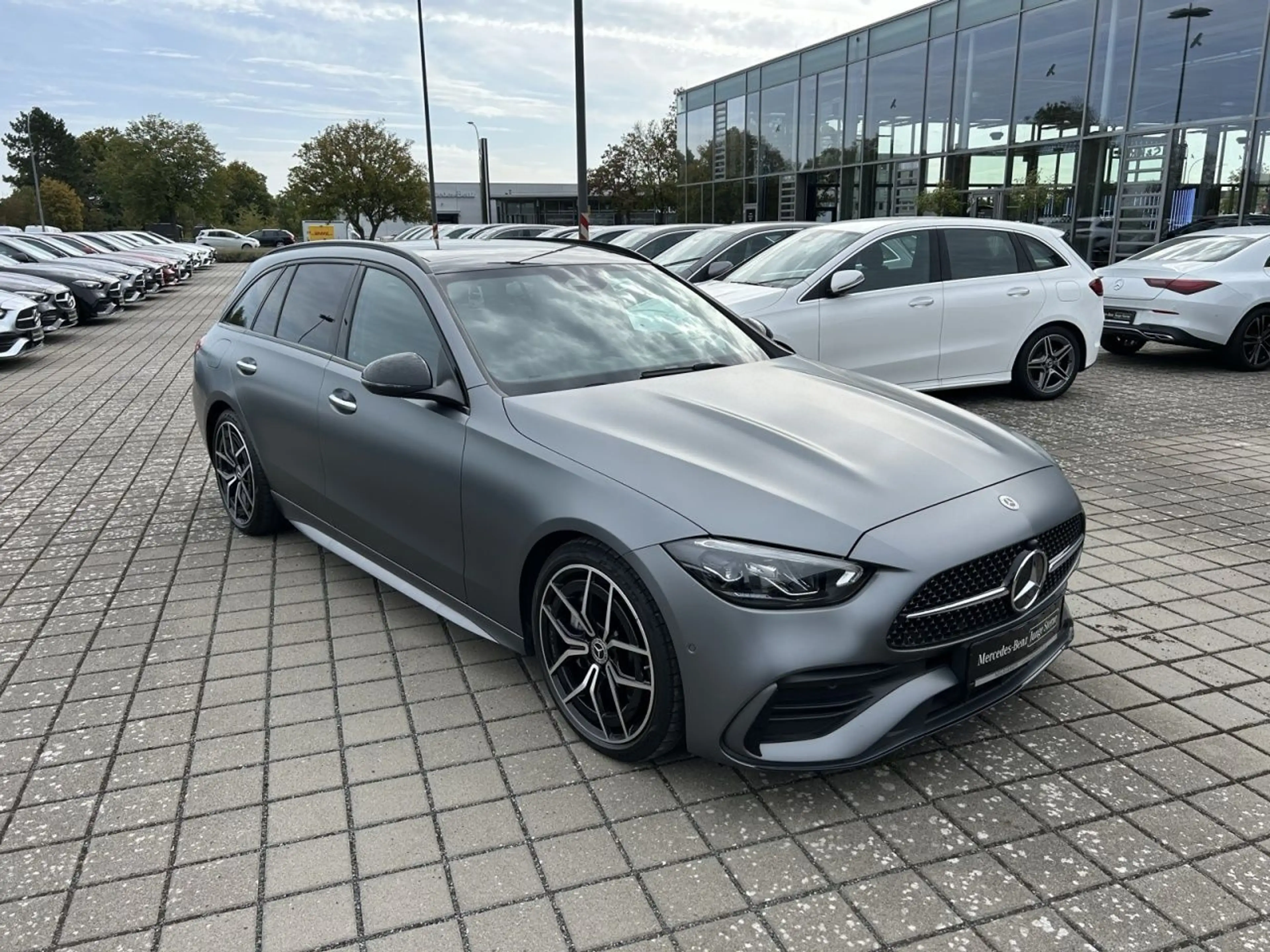 Mercedes-Benz C 220 d 4M T AMG+NIGHT+MEMORY+TOTW+AMBIENTE+AHK — photo 4