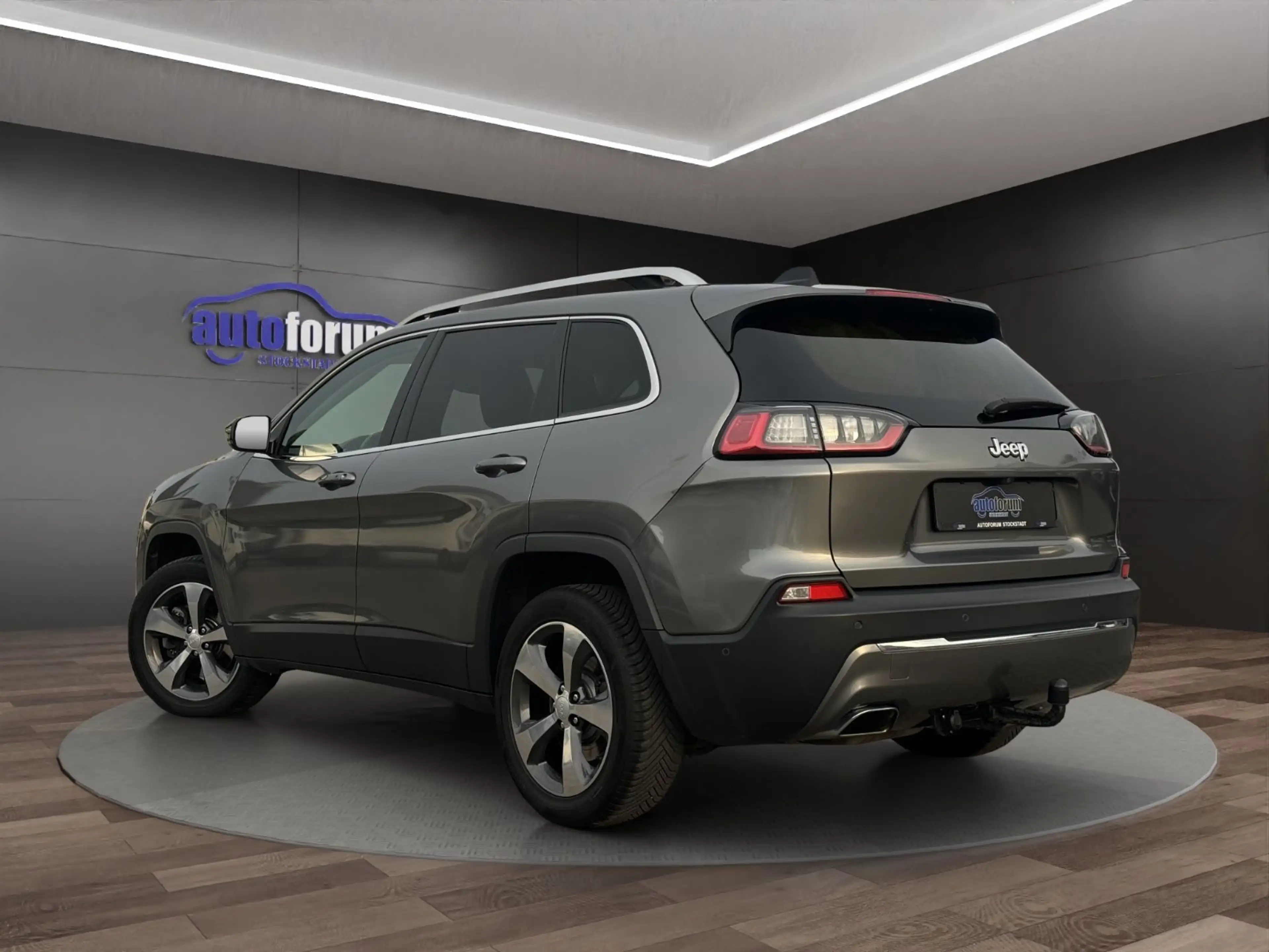 Jeep Cherokee Limited 4WD AHK°LED°NAVI°KAMERA°ACC°SHZ — photo 6