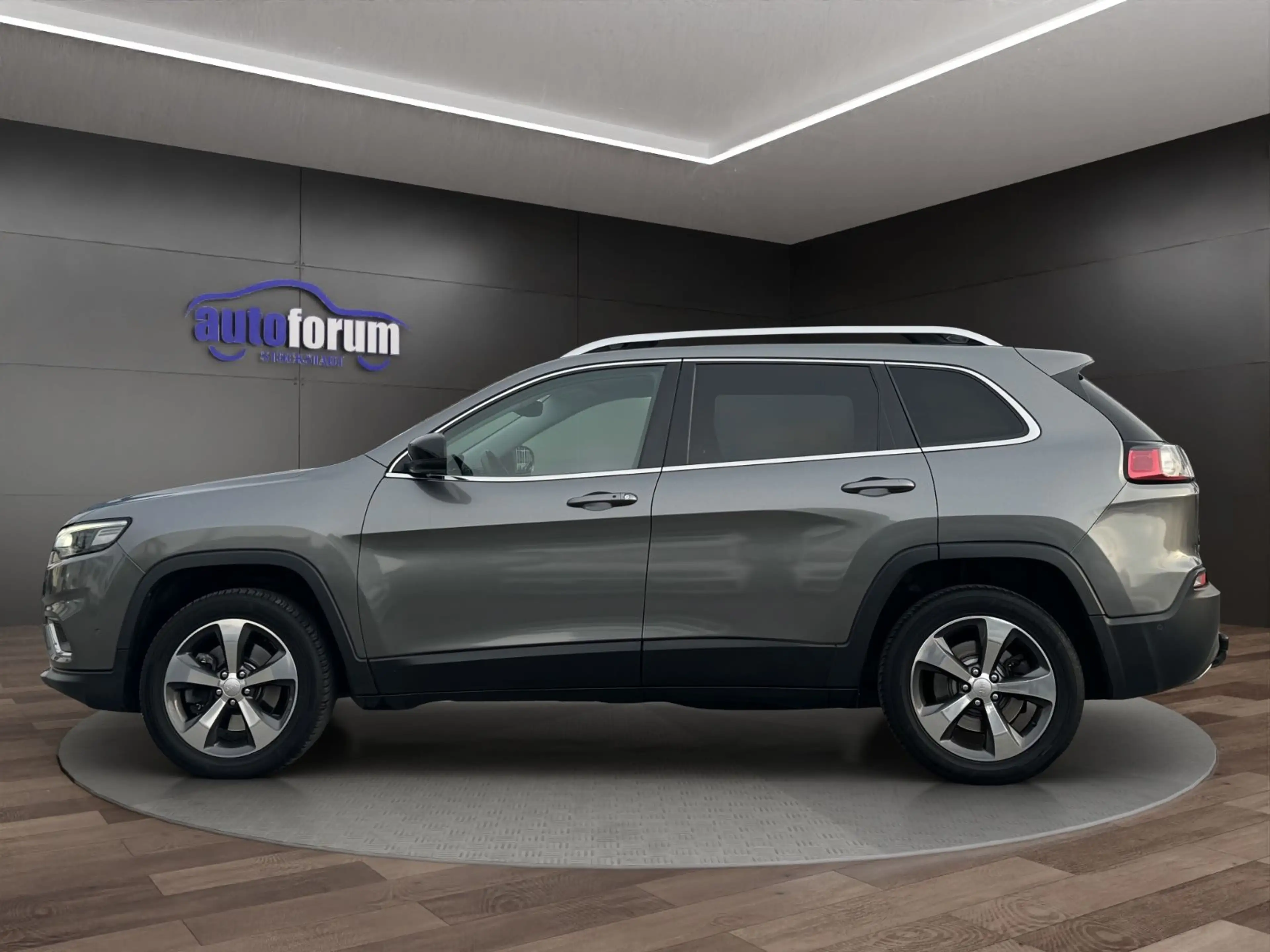 Jeep Cherokee Limited 4WD AHK°LED°NAVI°KAMERA°ACC°SHZ — photo 8