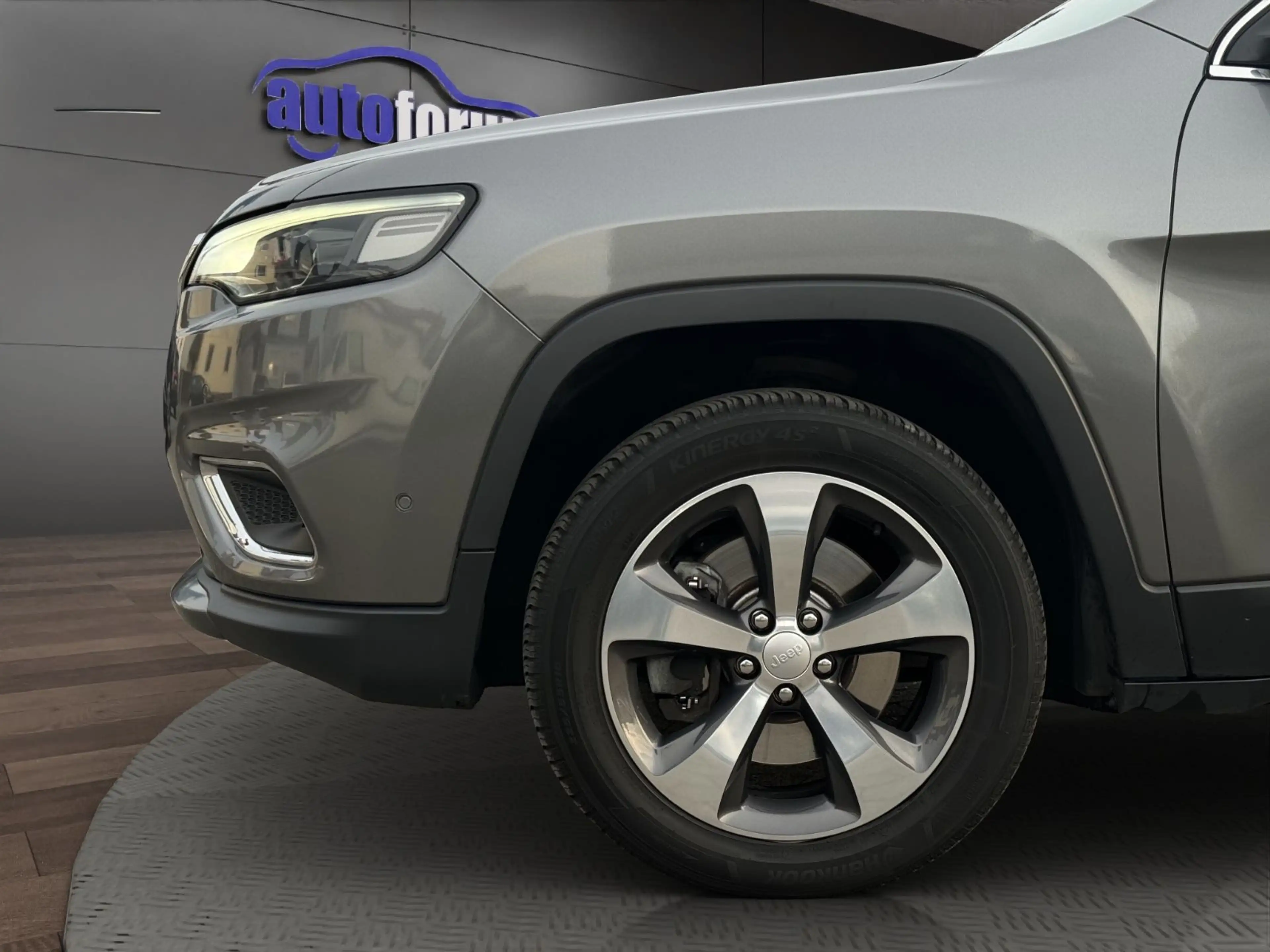 Jeep Cherokee Limited 4WD AHK°LED°NAVI°KAMERA°ACC°SHZ — photo 10