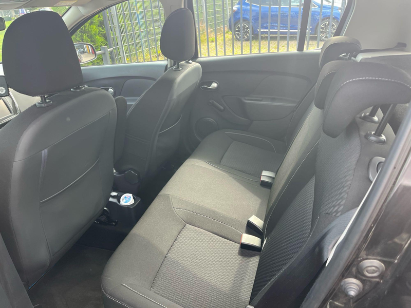 Dacia Sandero TCe 90 Bi-Fuel Laureate | Parkeercamera | Navigati — photo 8