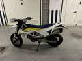 Husqvarna 701 Supermoto Wit - thumbnail 5