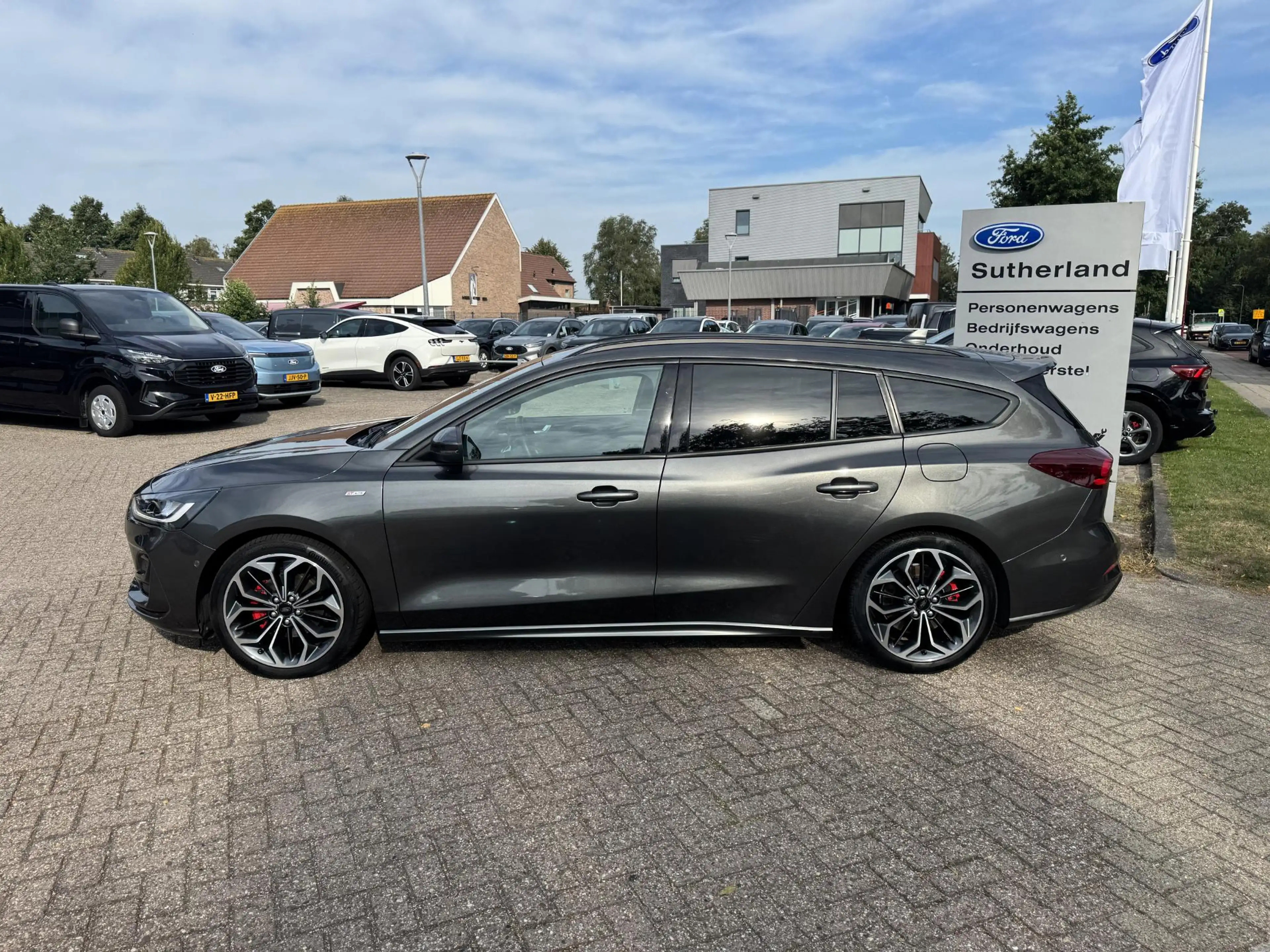 Ford Focus Wagon 1.0 EcoBoost Hybrid ST Line X 155pk Automaat — photo 4