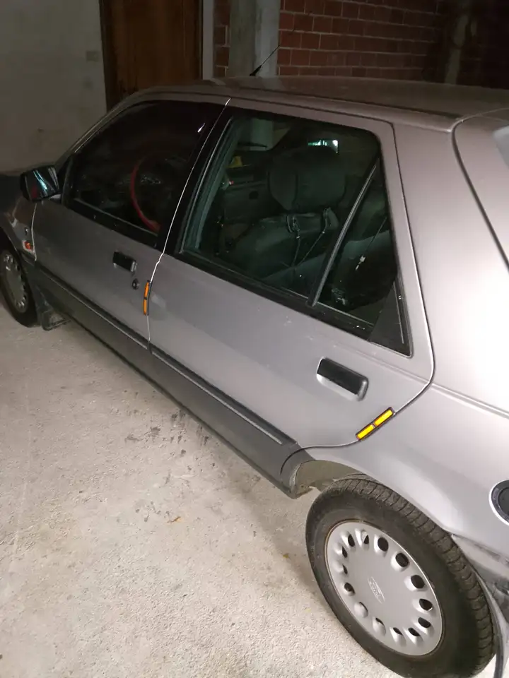 Ford Fiesta 5p 1.3 Ghia, foto 2
