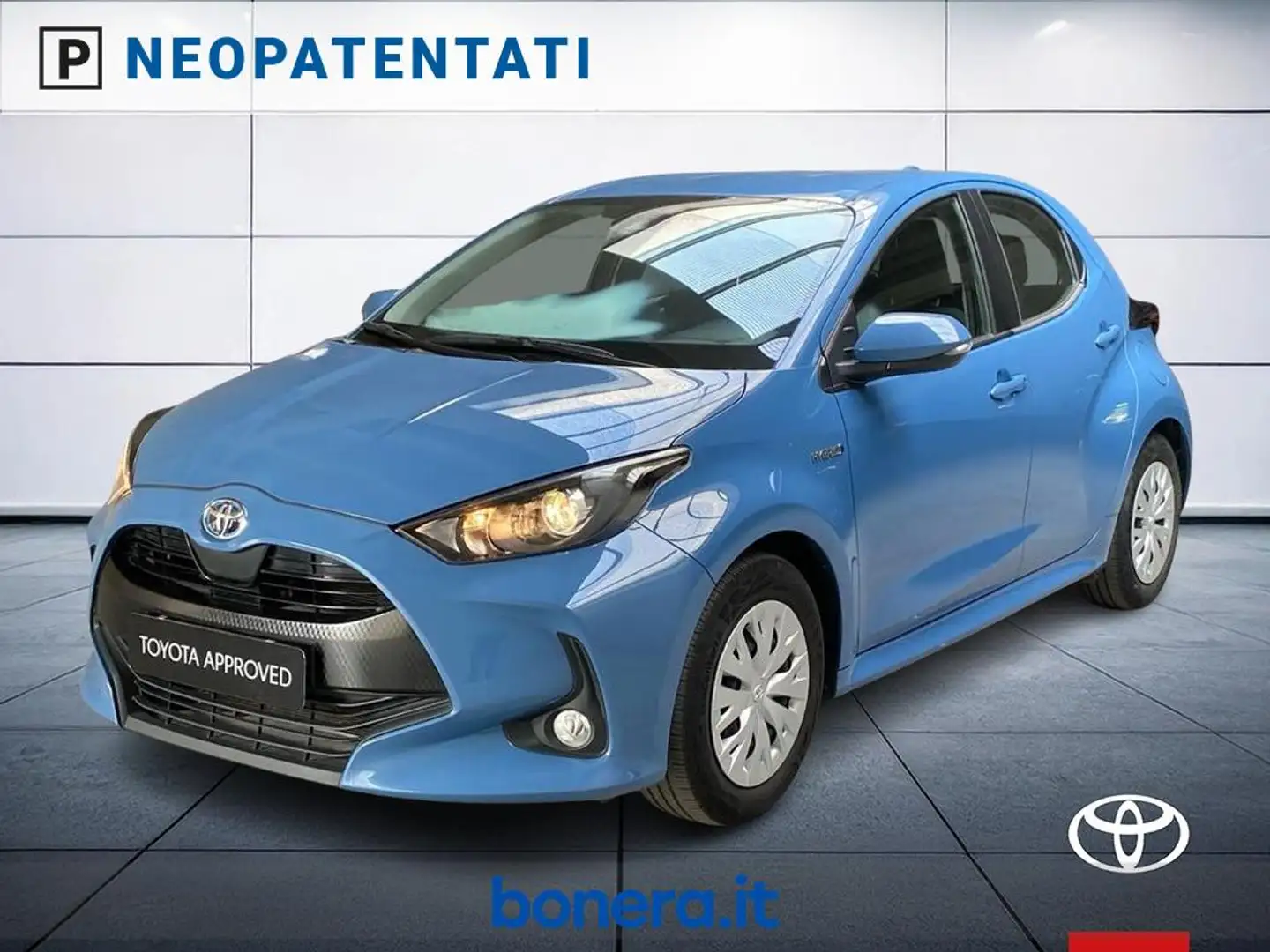 Toyota Yaris 1.5 hybrid Active Blu/Azzurro - 1