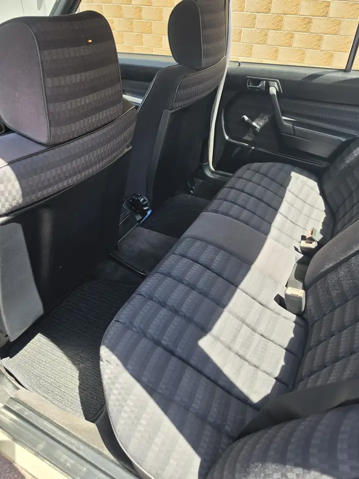 Mercedes-Benz 190 E190.2.0 benzil, foto 3