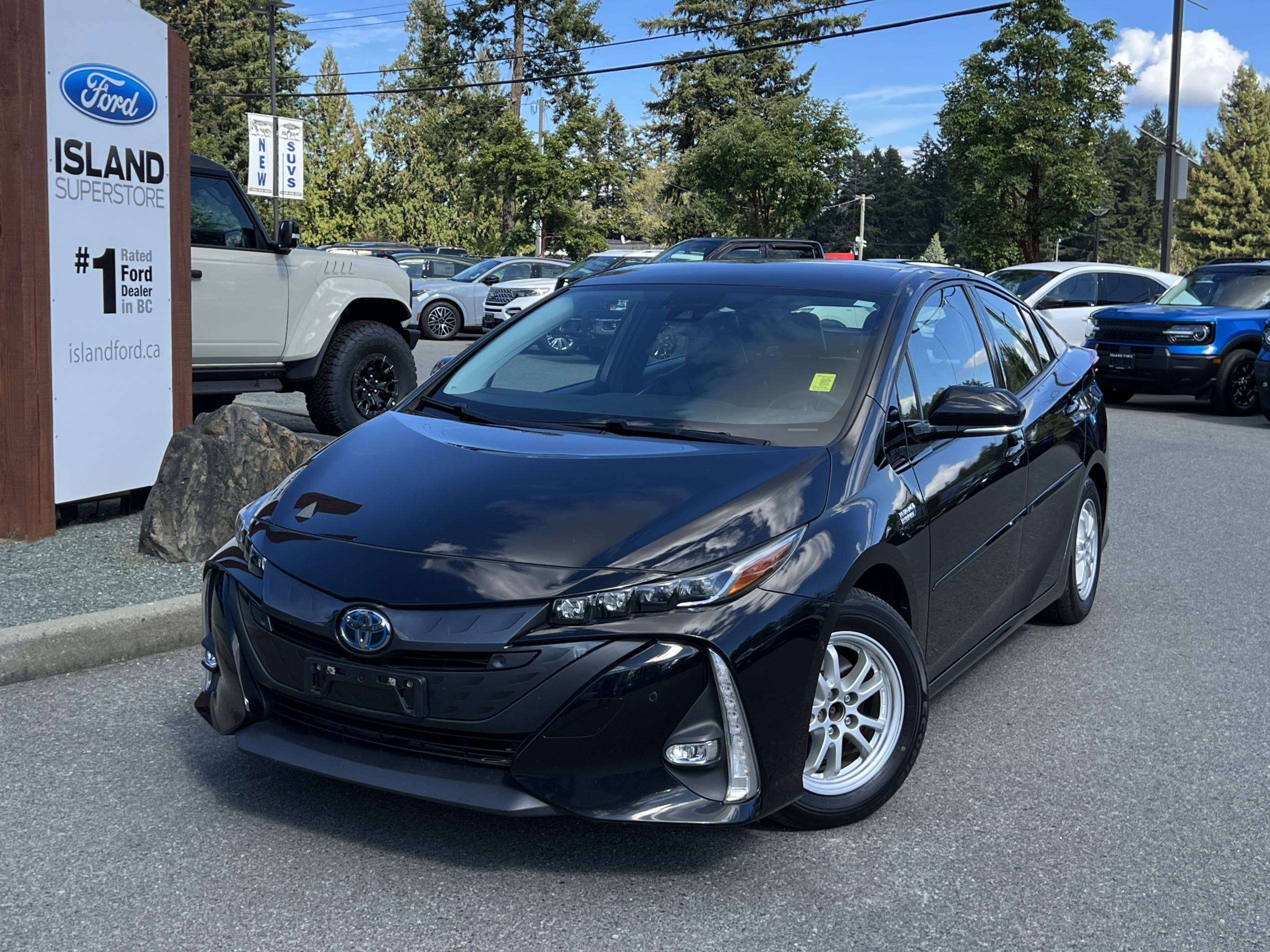 2020 Toyota Prius Upgrade | Navigation | 1 Owner | No Accidents — снимка 1