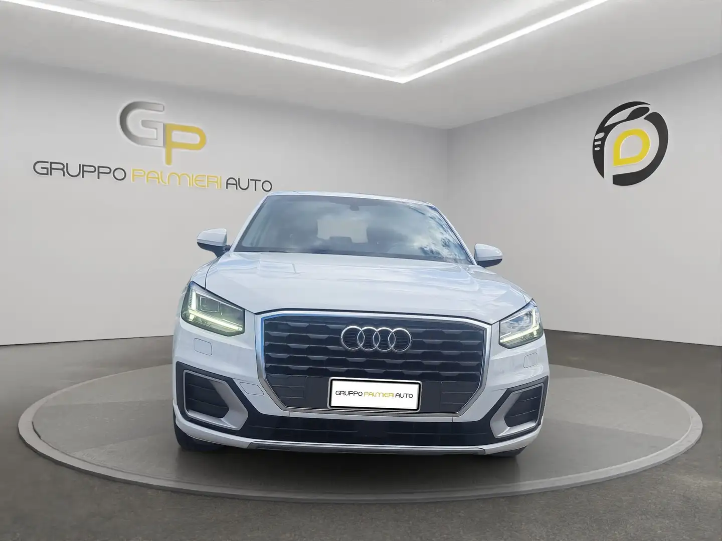 Audi Q2 Q2 I 2017 1.6 tdi Sport s-tronic Bianco - 1