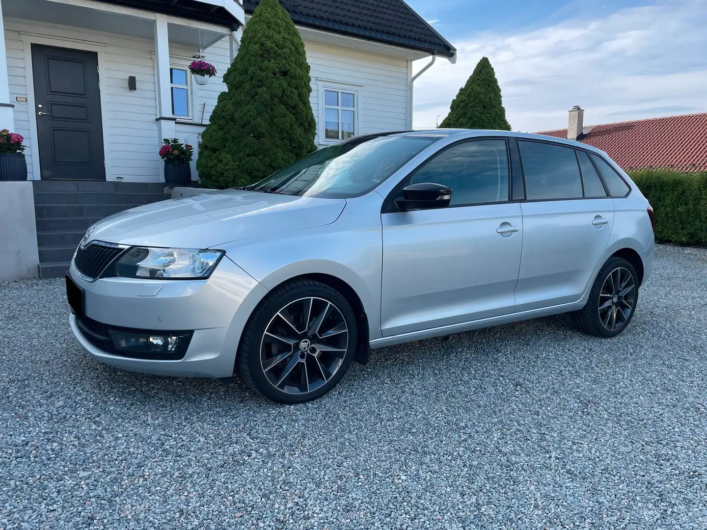 Skoda Rapid/Spaceback Rapid Spaceback 1.4 TSI DSG Style Argent - 1