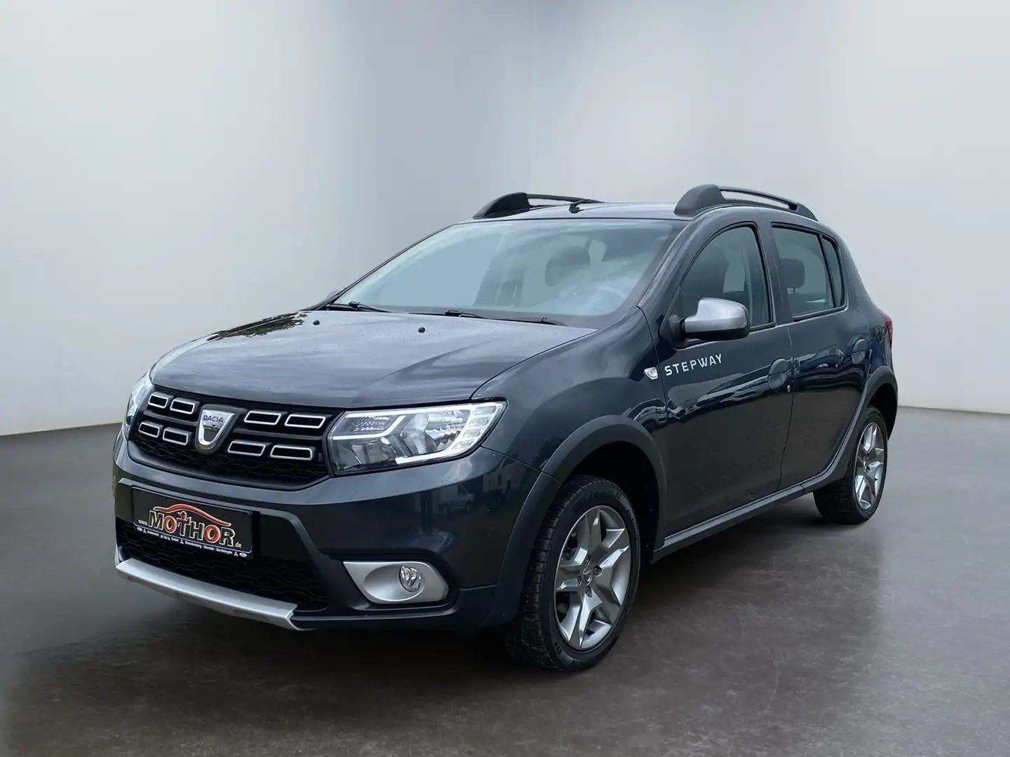 Dacia Sandero II Stepway Essential 1.0 SCe 75 KLIMA Grey - 2