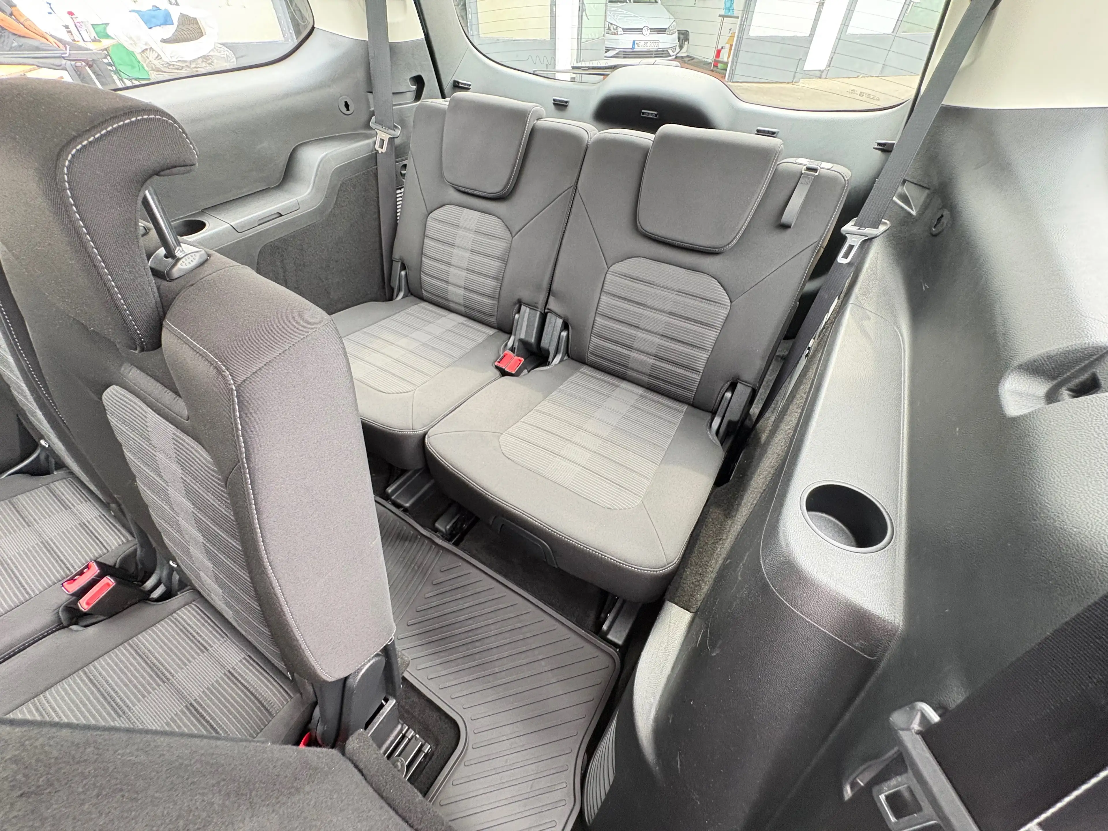 Ford Galaxy 2.0 TDCi Business 190PS 7SITZE NAVI AHK 8FACH STDHZG — photo 22