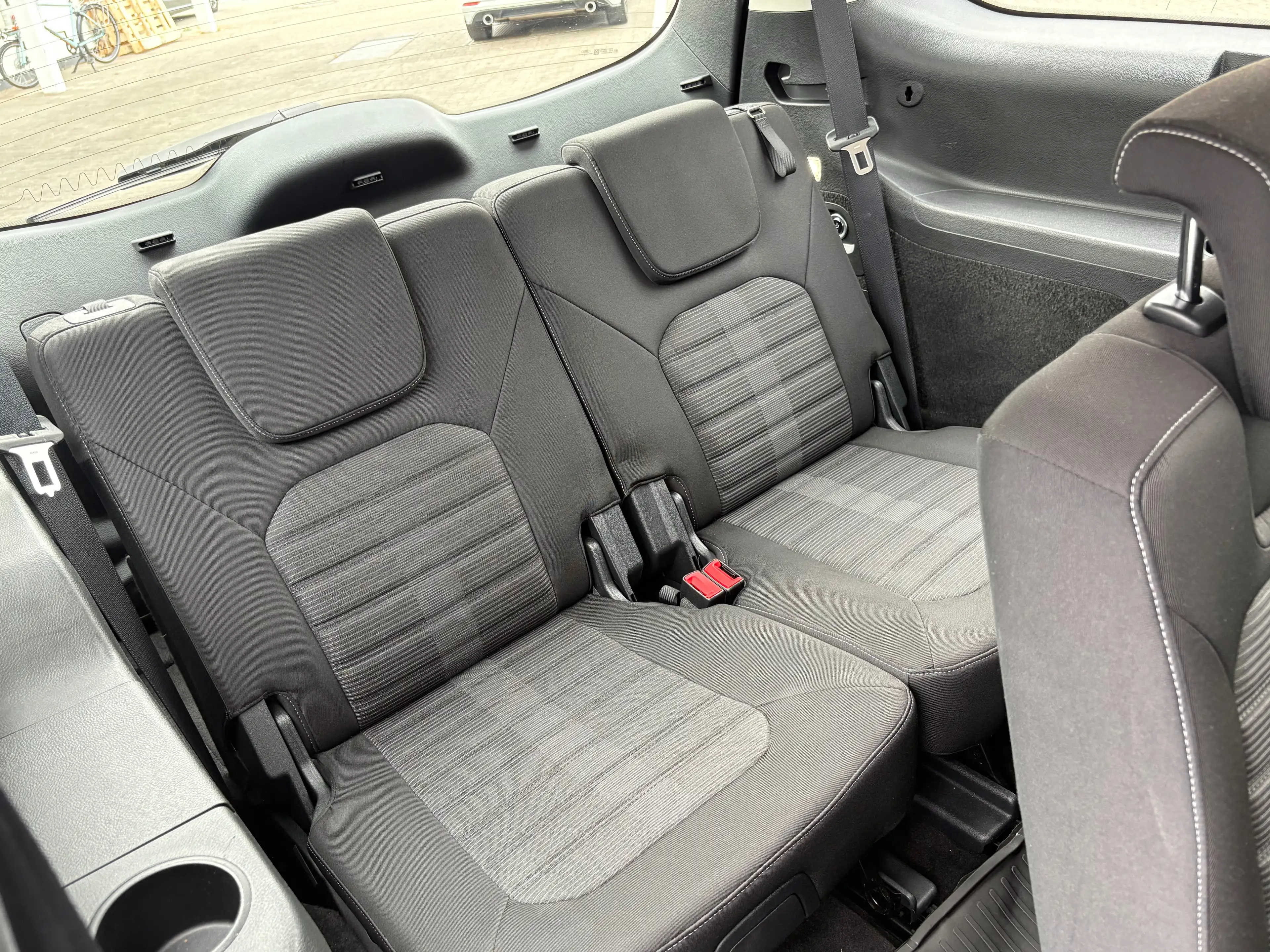Ford Galaxy 2.0 TDCi Business 190PS 7SITZE NAVI AHK 8FACH STDHZG — photo 16