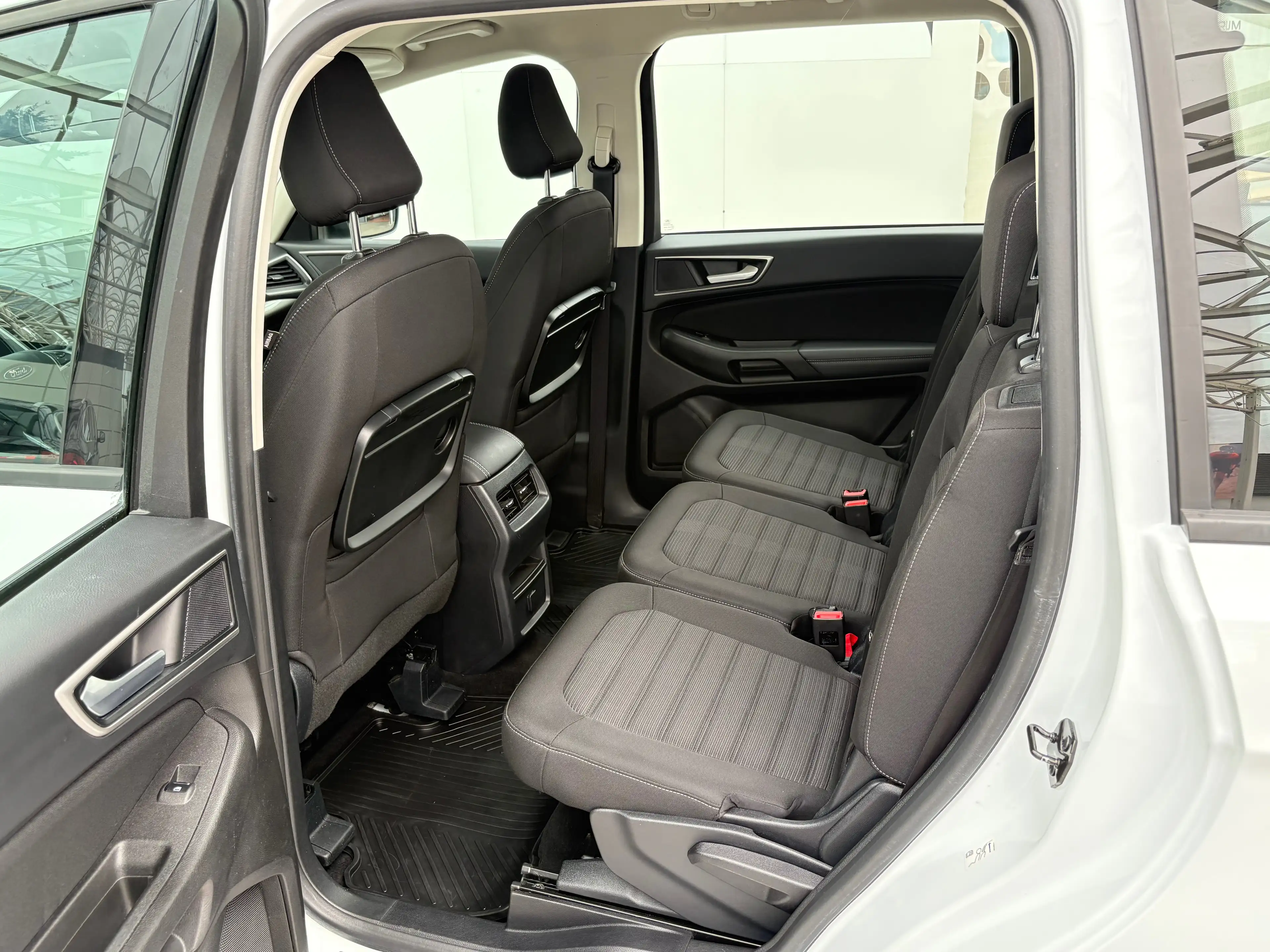 Ford Galaxy 2.0 TDCi Business 190PS 7SITZE NAVI AHK 8FACH STDHZG — photo 11