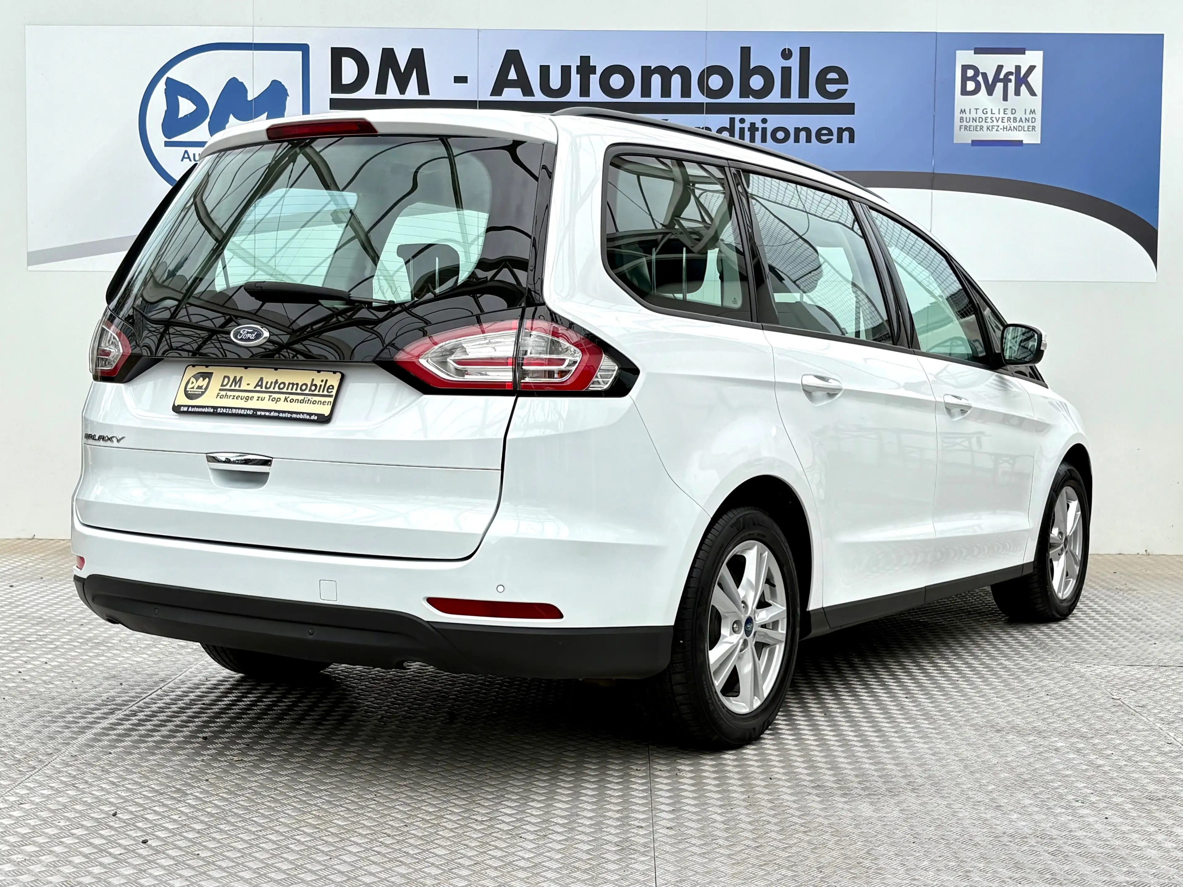 Ford Galaxy 2.0 TDCi Business 190PS 7SITZE NAVI AHK 8FACH STDHZG — photo 4