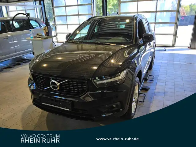Volvo XC40 D3 R Design+WINTERPAK+RFK+XENIUMPAK+LM18+