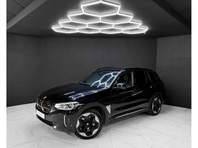 BMW iX3 iX3 / HEAD-UP / 360 / HK / KEYLESS